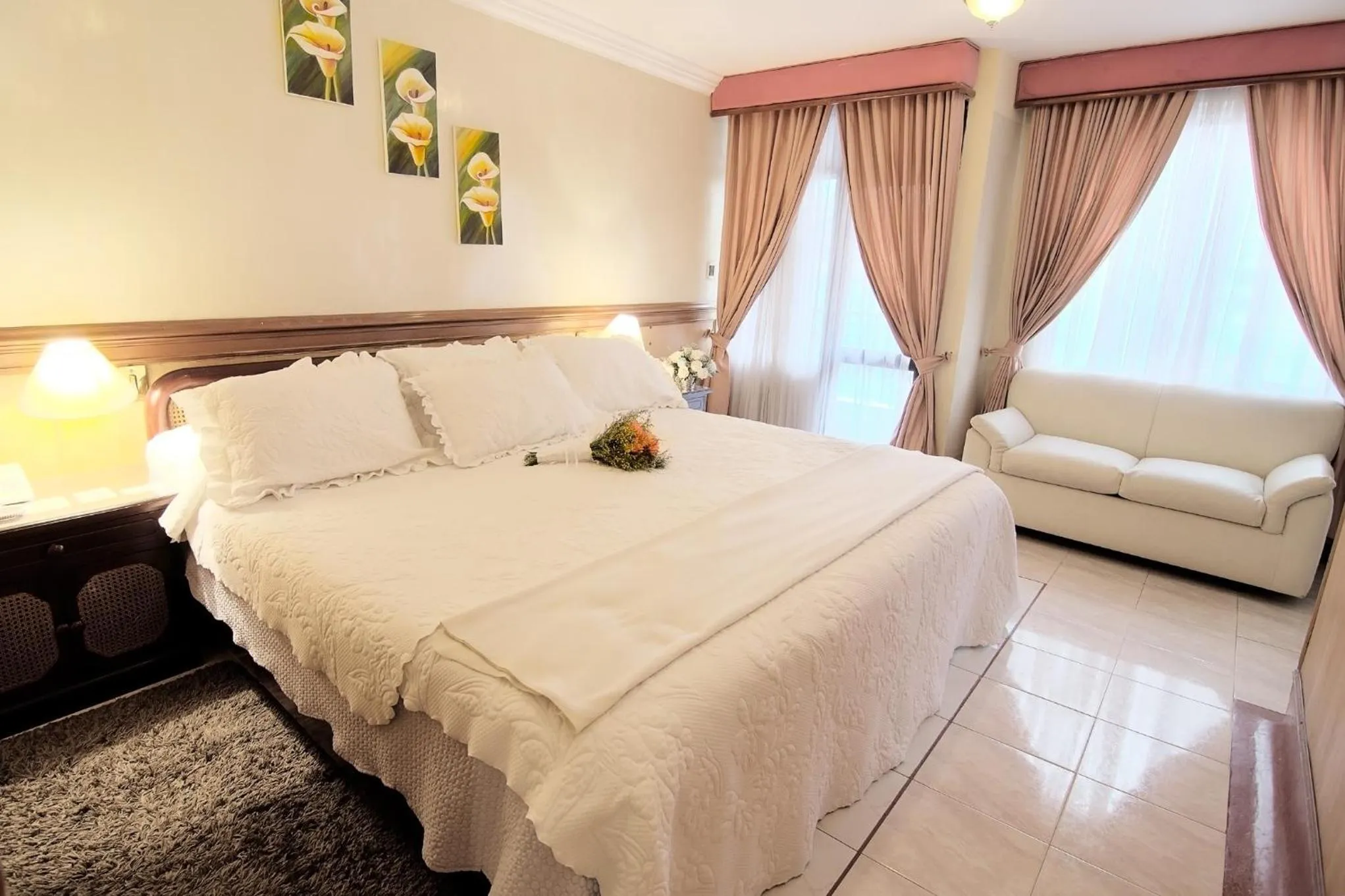 Photo of the whole room in Hotel Inter Bogotá