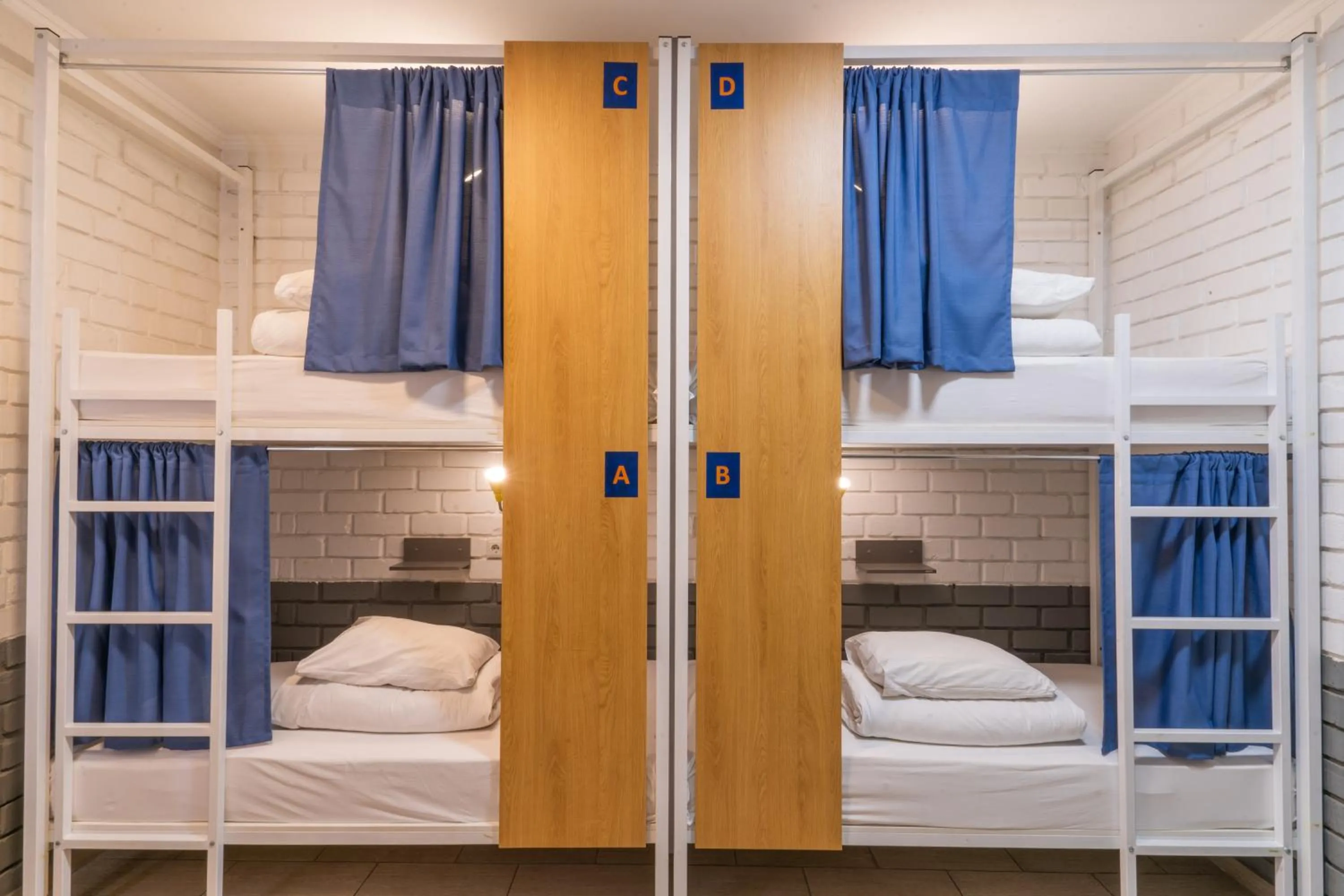 bunk bed, Bed in ololoFreelander Hostel&Coworking