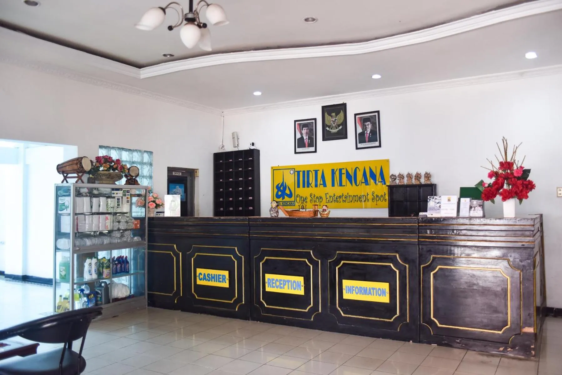 Lobby or reception in RedDoorz Plus @ Tirta Kencana Hotel