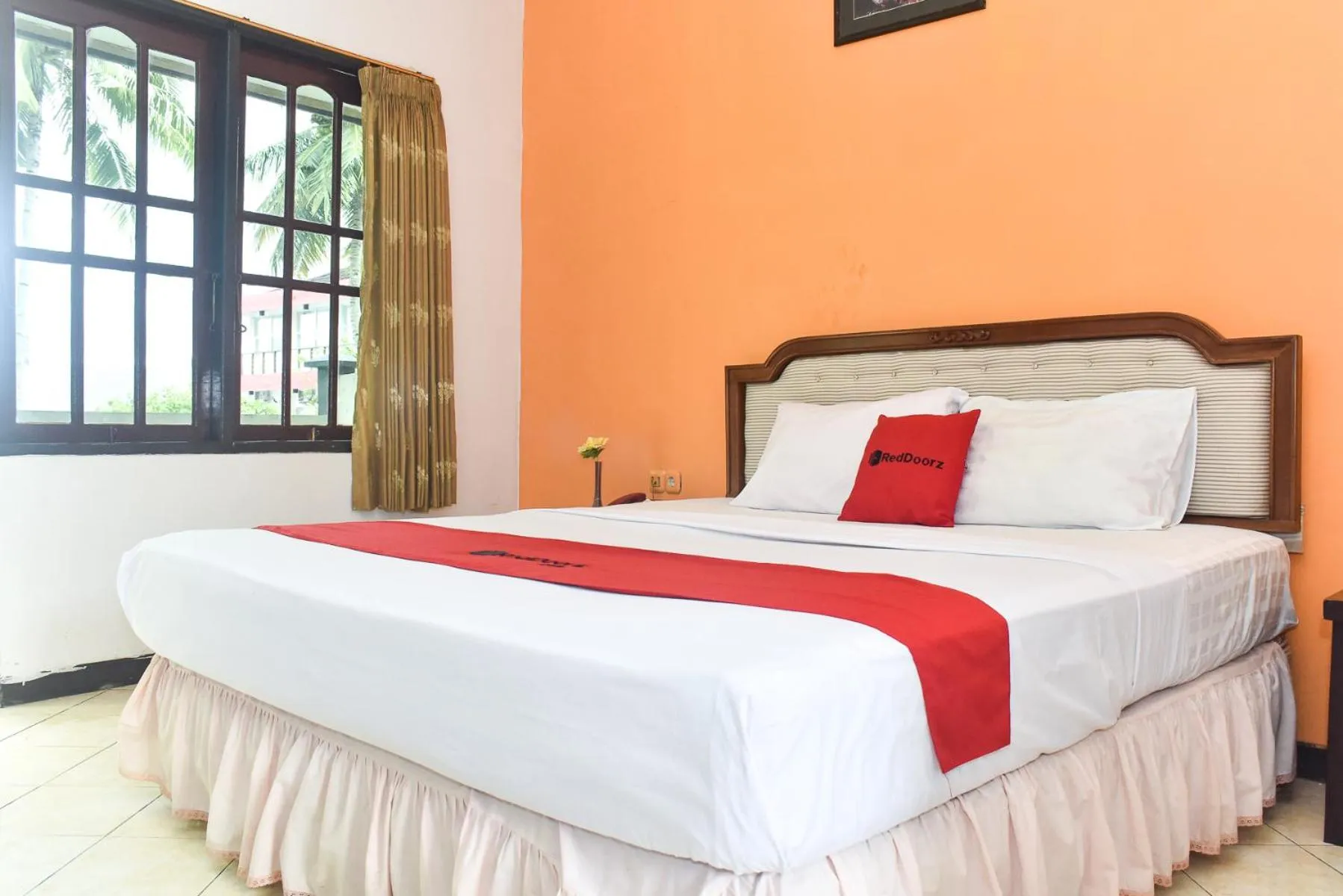 Bed in RedDoorz Plus @ Tirta Kencana Hotel