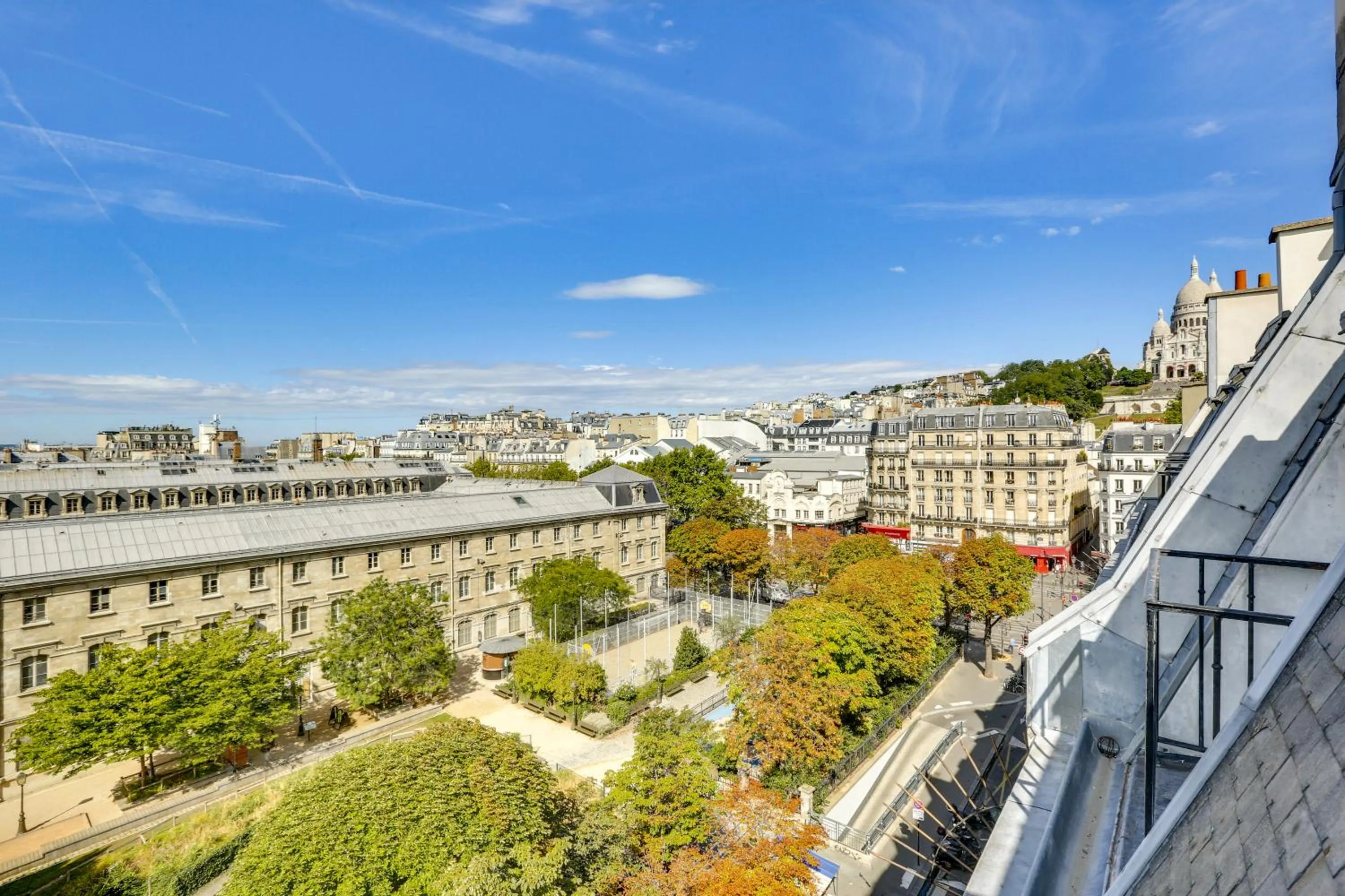 Balcony/Terrace in Hôtel du Square d'Anvers