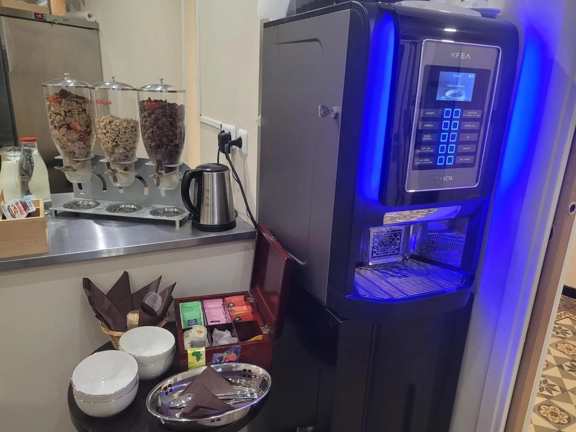 Breakfast in Hôtel Mazagran