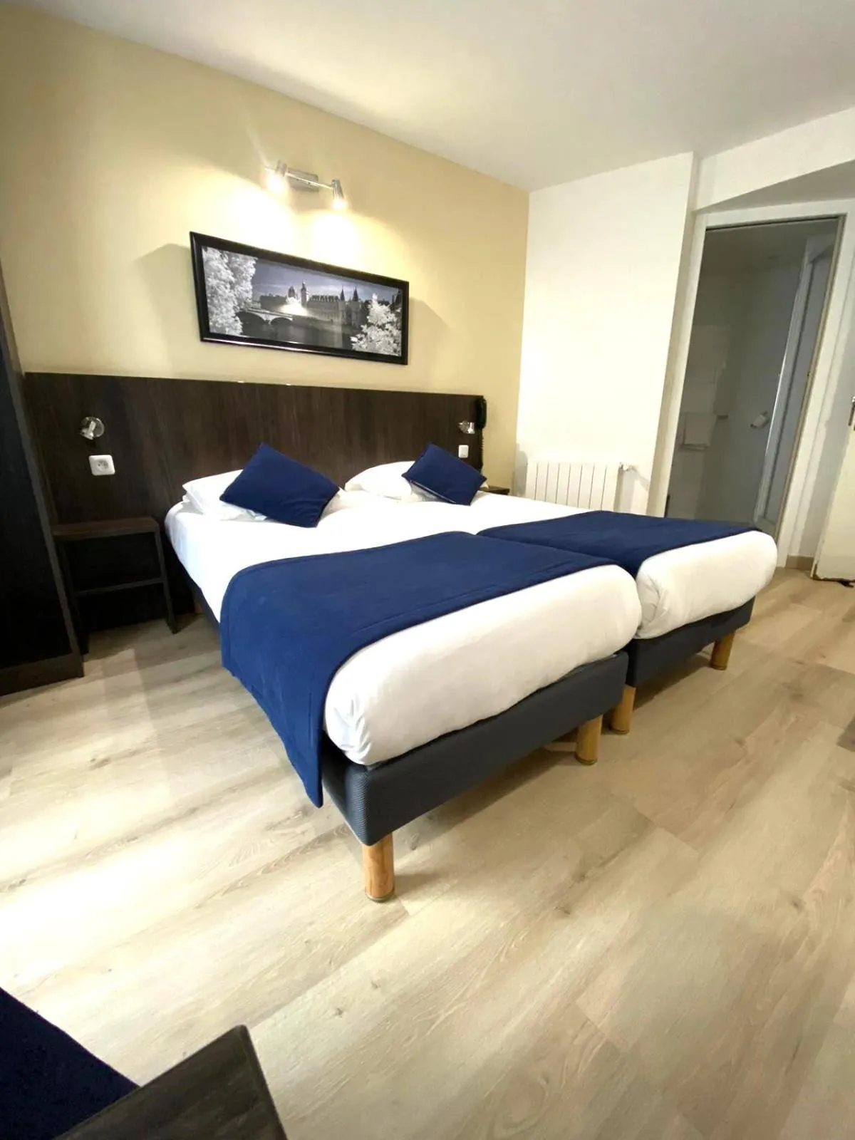 Bed in Hôtel Mazagran