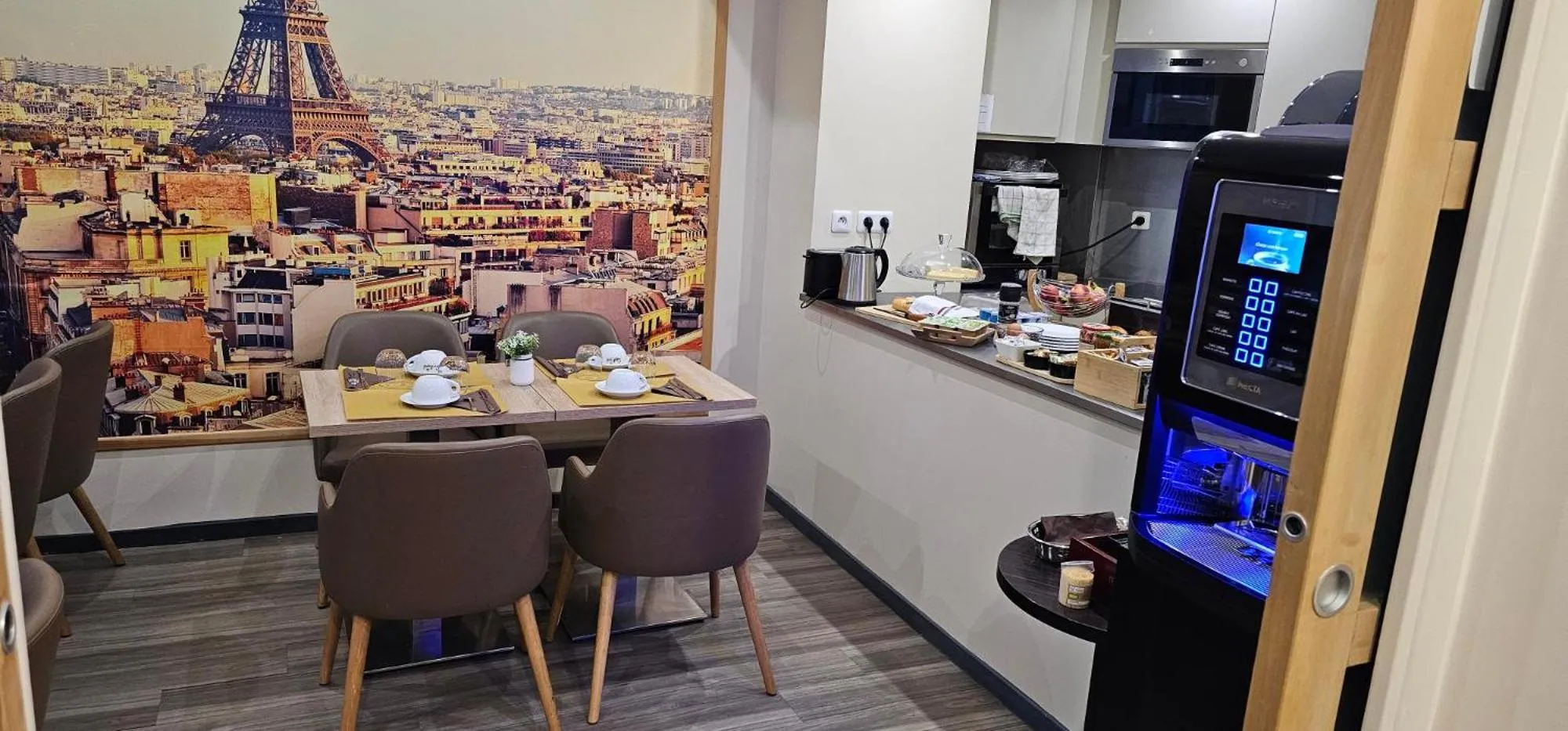 Breakfast in Hôtel Mazagran