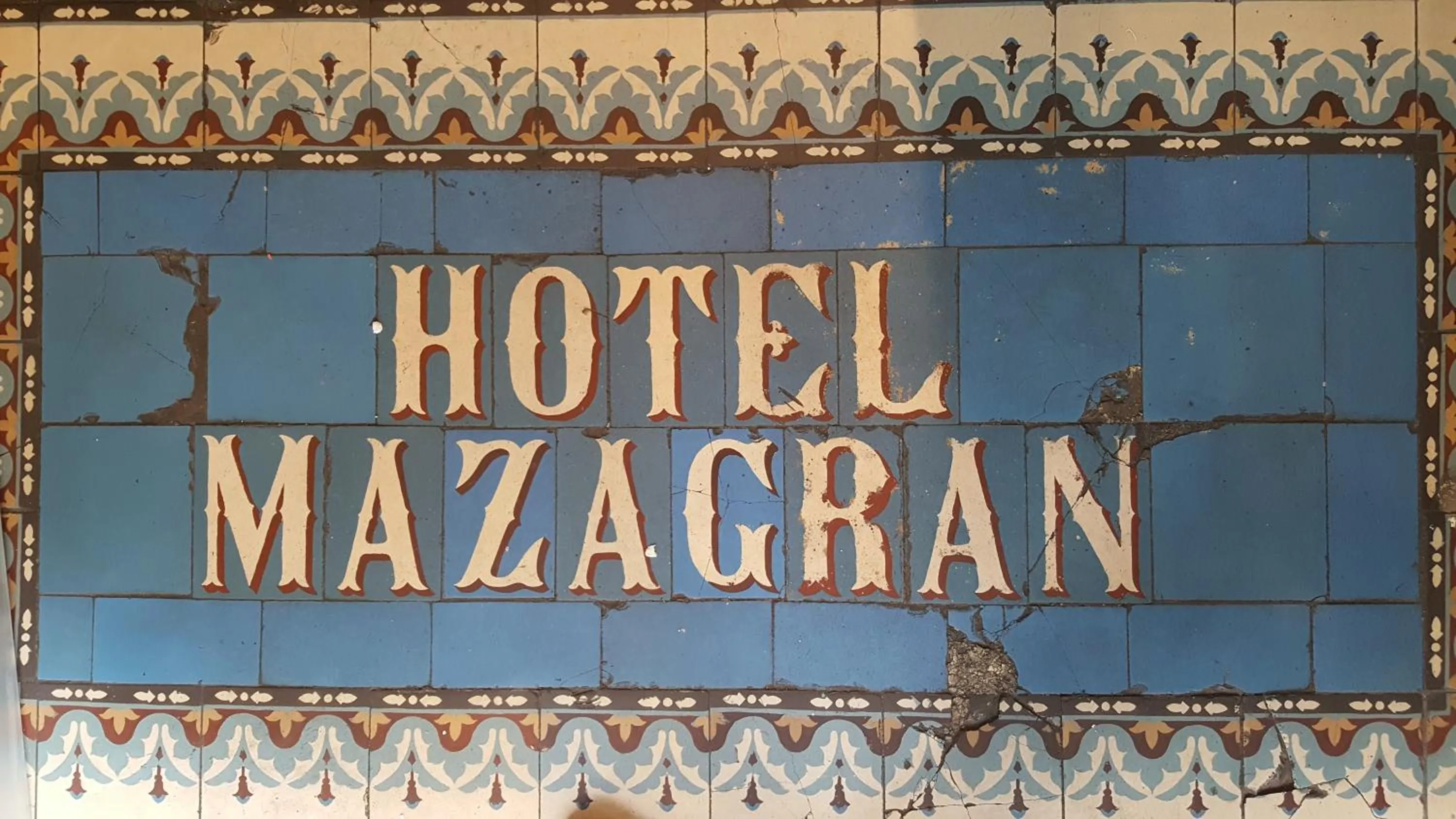 Decorative detail in Hôtel Mazagran
