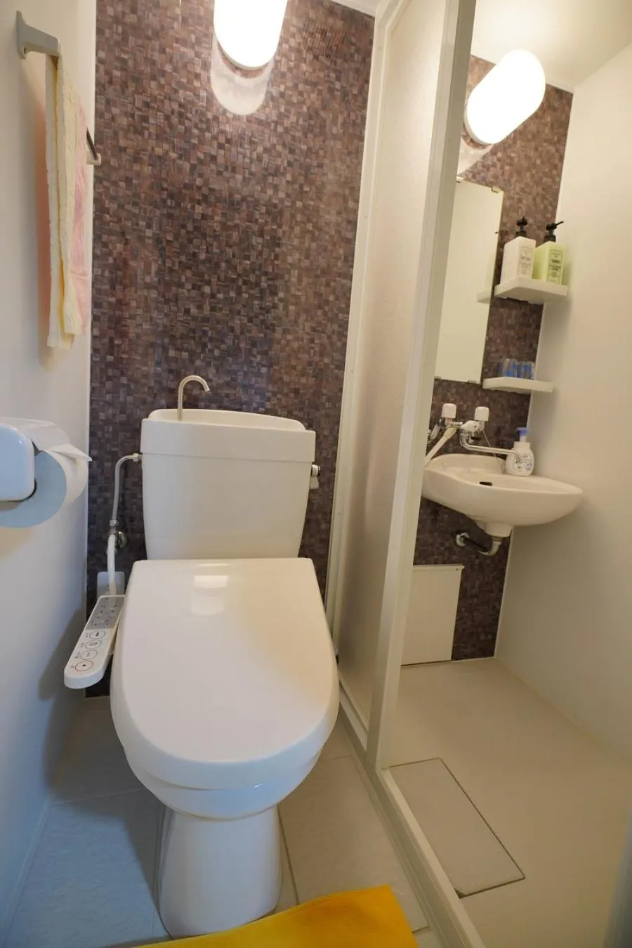 Bathroom in Uji Tea Inn