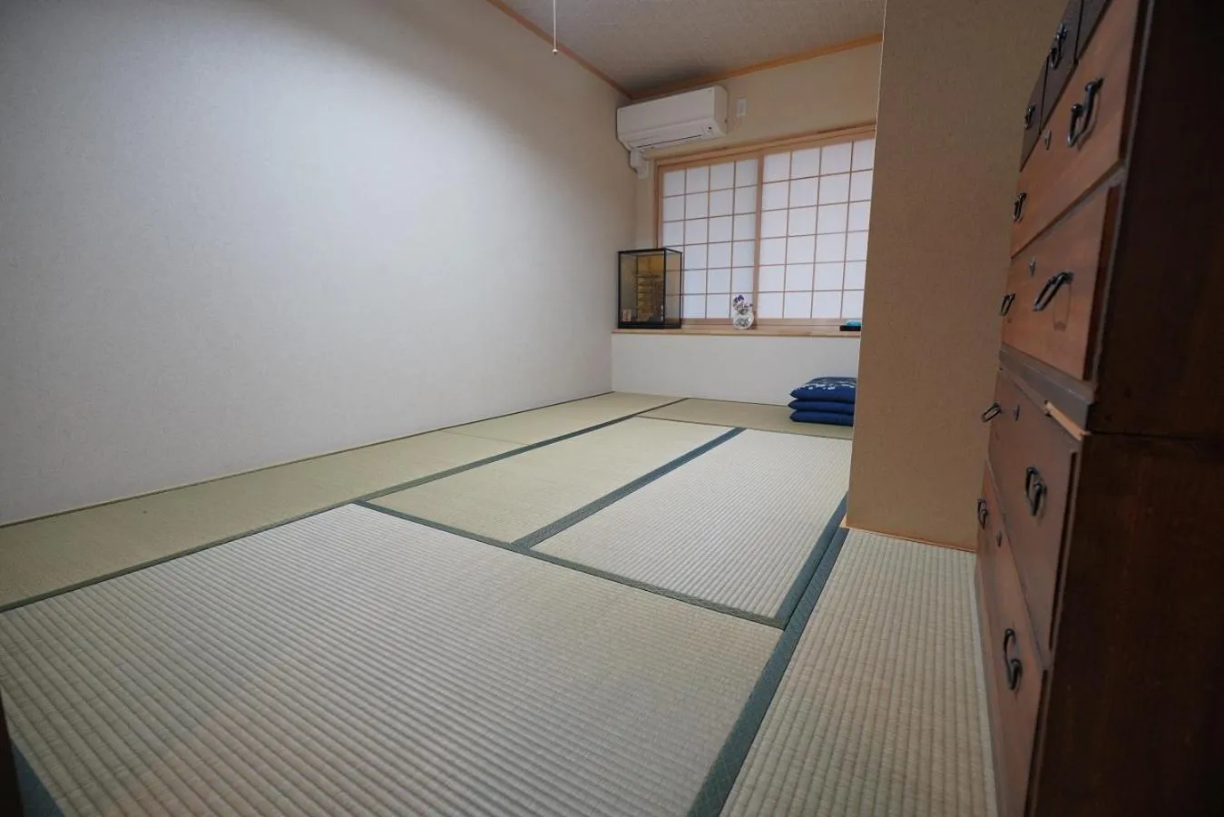 Photo of the whole room in Uji Tea Inn