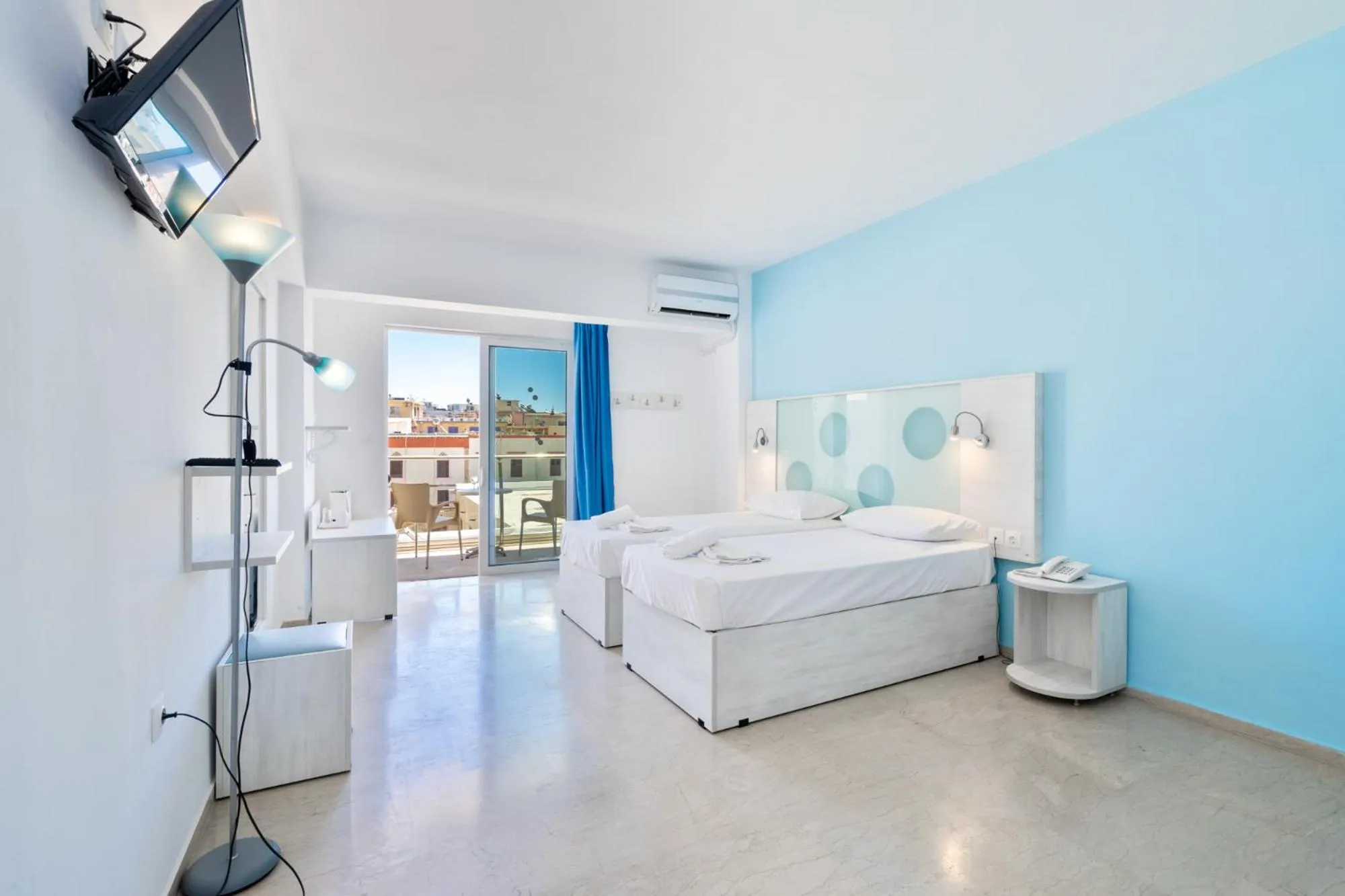 Bedroom, Bed in Santa Maria City Hotel