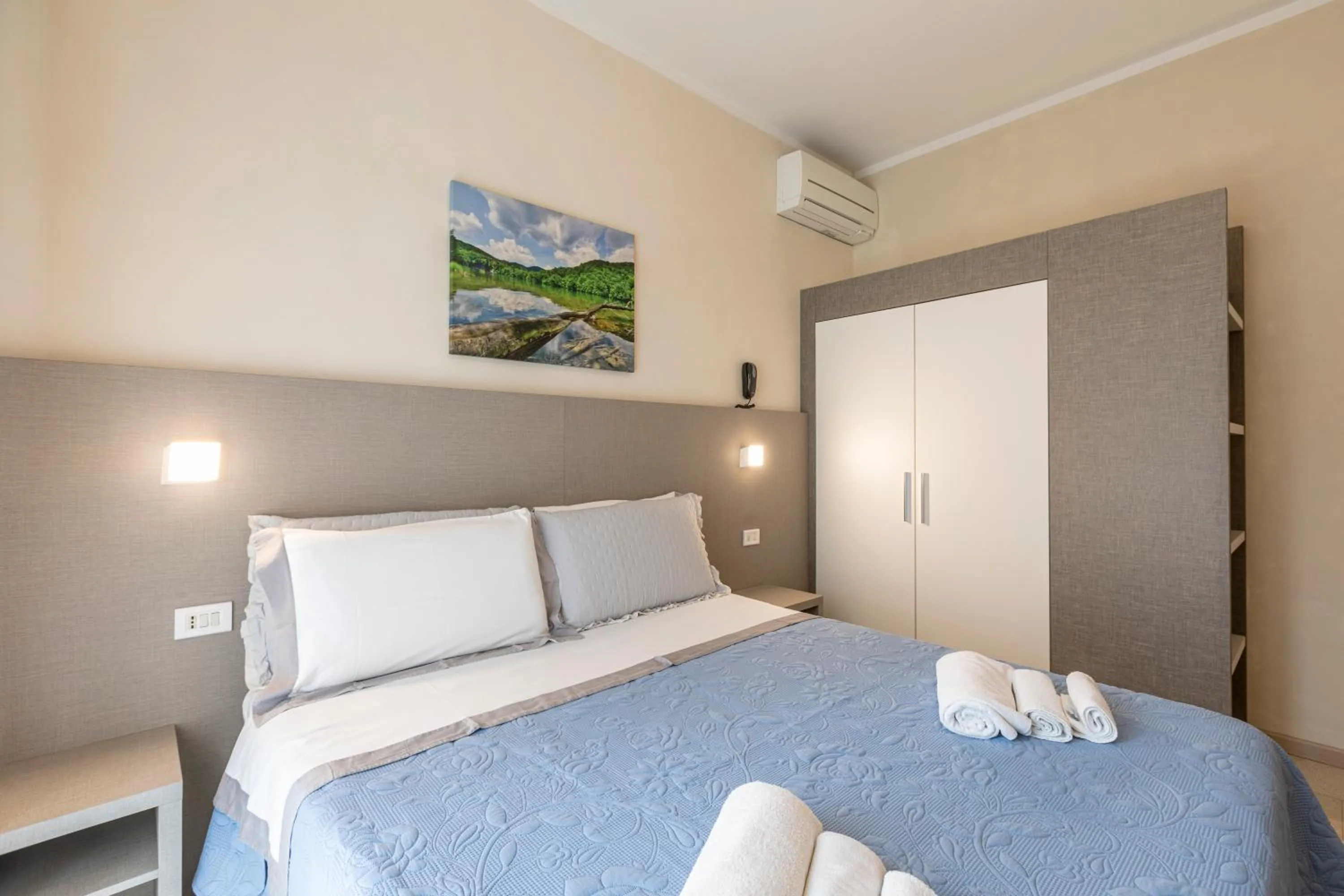 Bedroom, Bed in Hotel Deborah