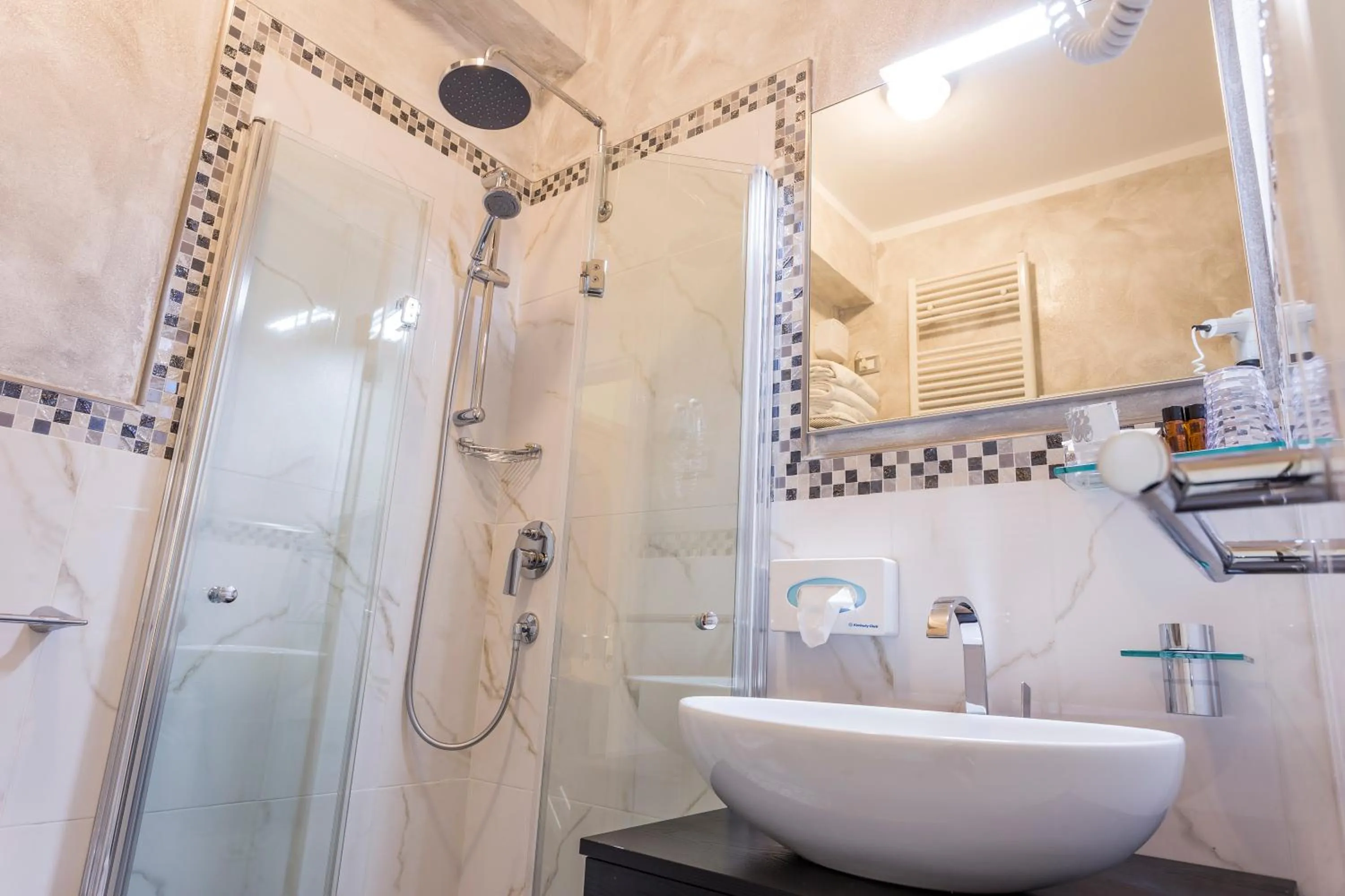 Bathroom in Hotel Deborah