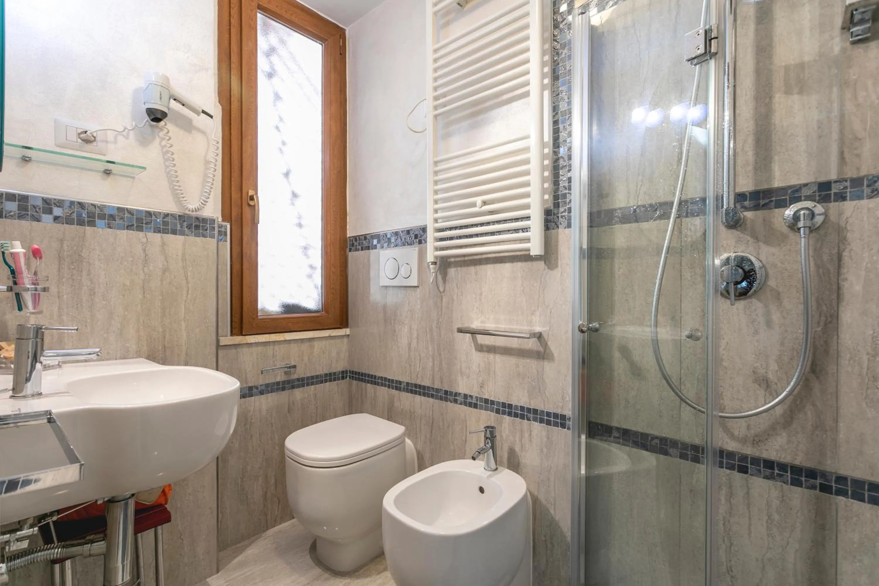 Bathroom in Hotel Deborah