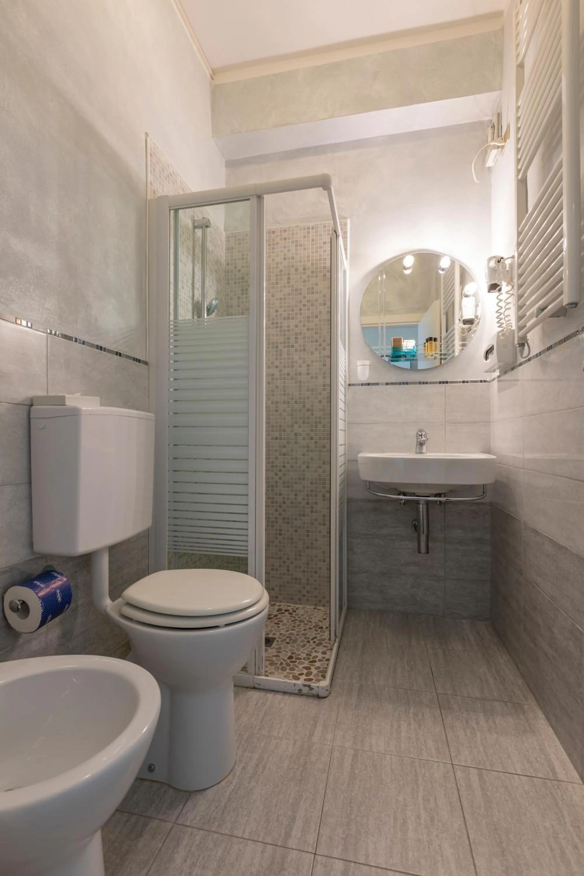 Bathroom in Hotel Deborah