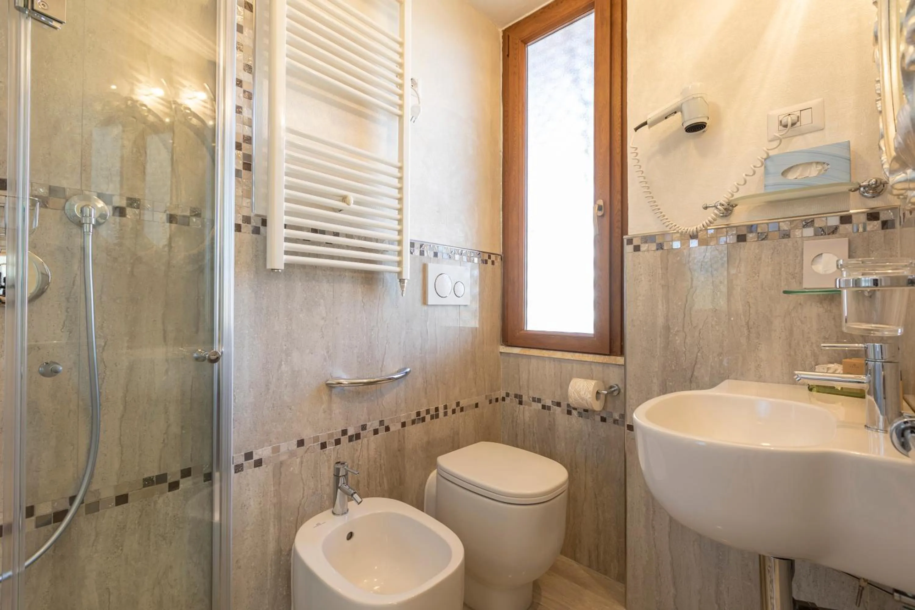 Bathroom in Hotel Deborah