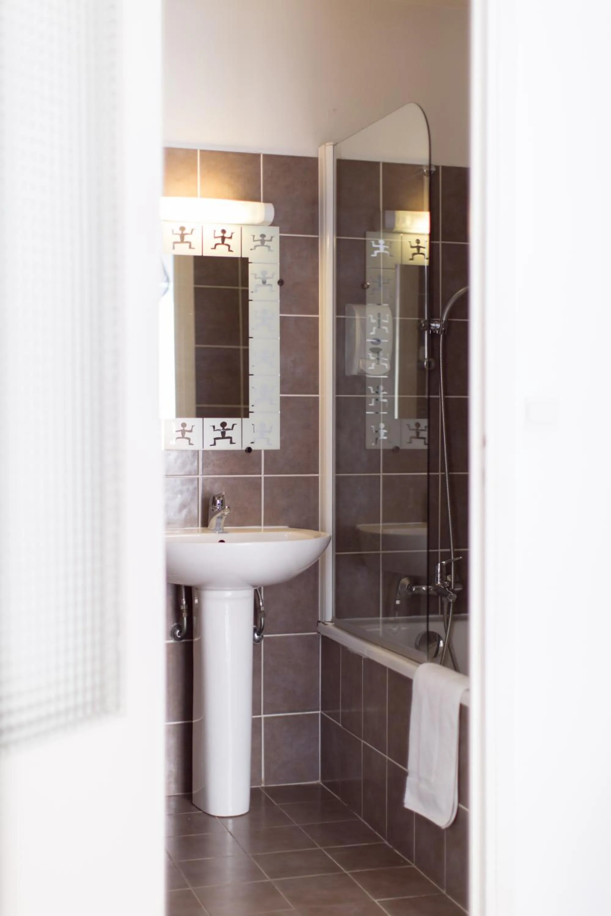 Bathroom in Esperanto