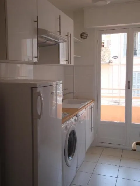 Kitchen or kitchenette in Esperanto