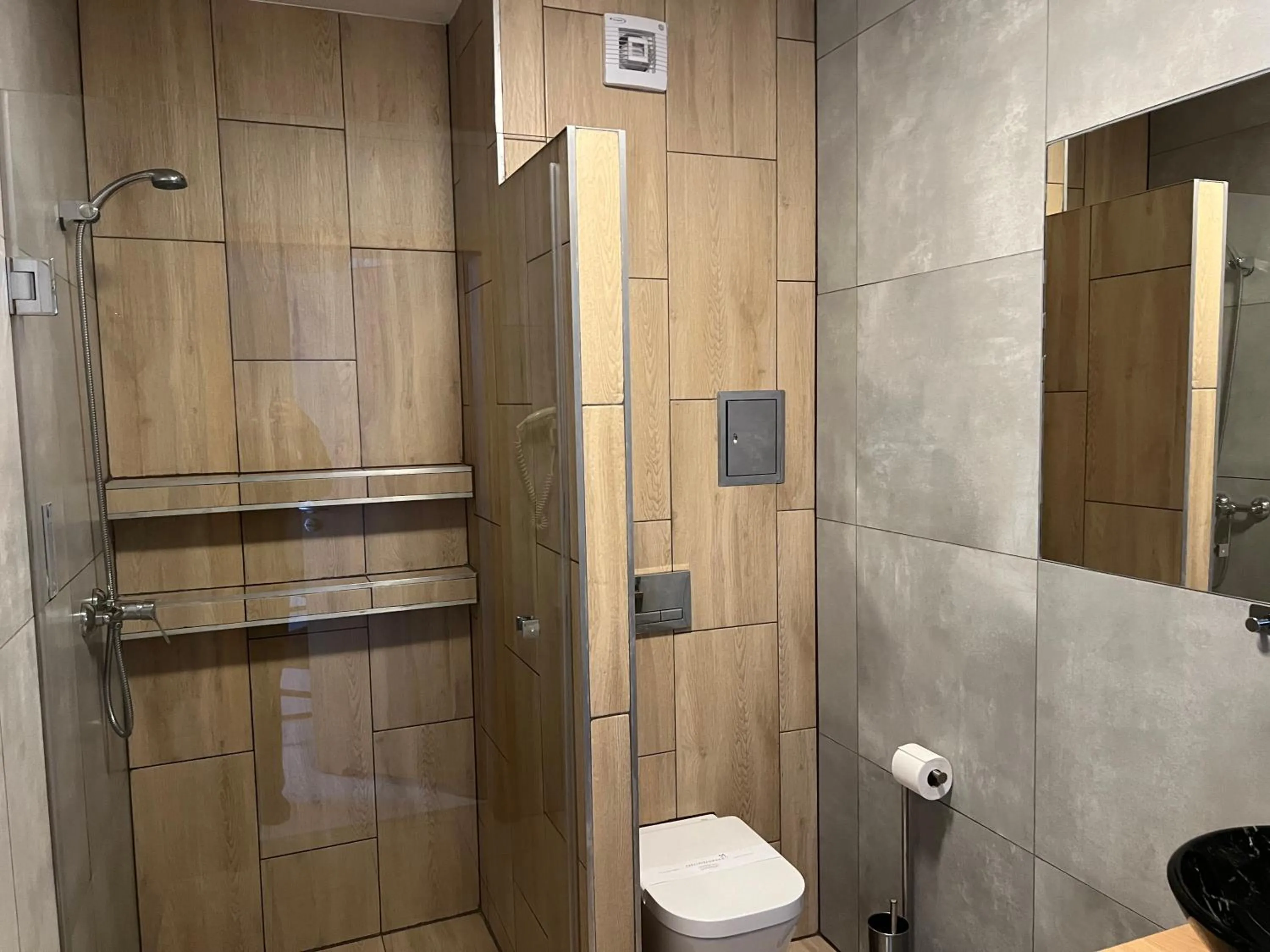 Shower in Apartamenty Katowice by Lantier - Swimming Pool Zone
