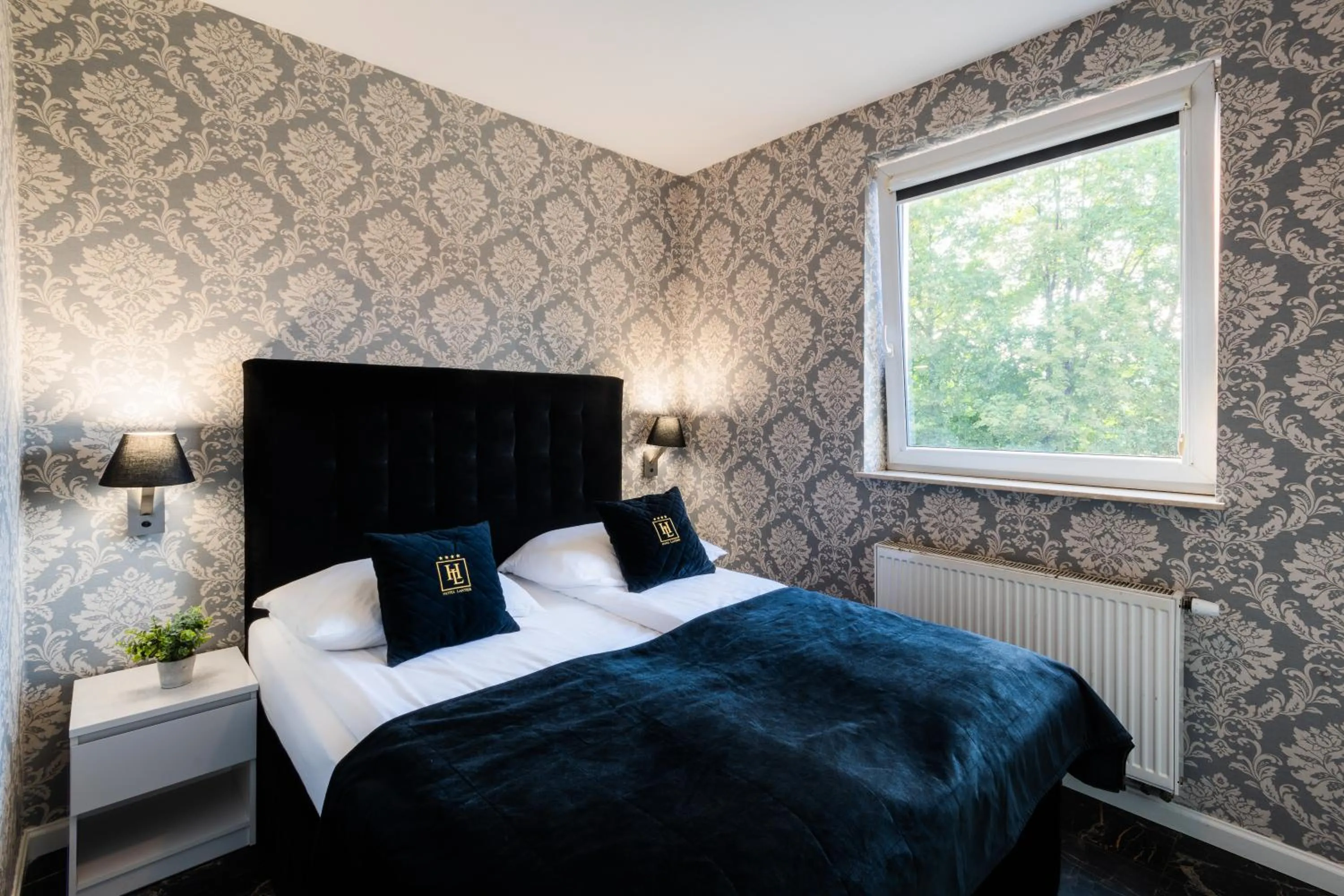 Bed in Apartamenty Katowice by Lantier - Swimming Pool Zone