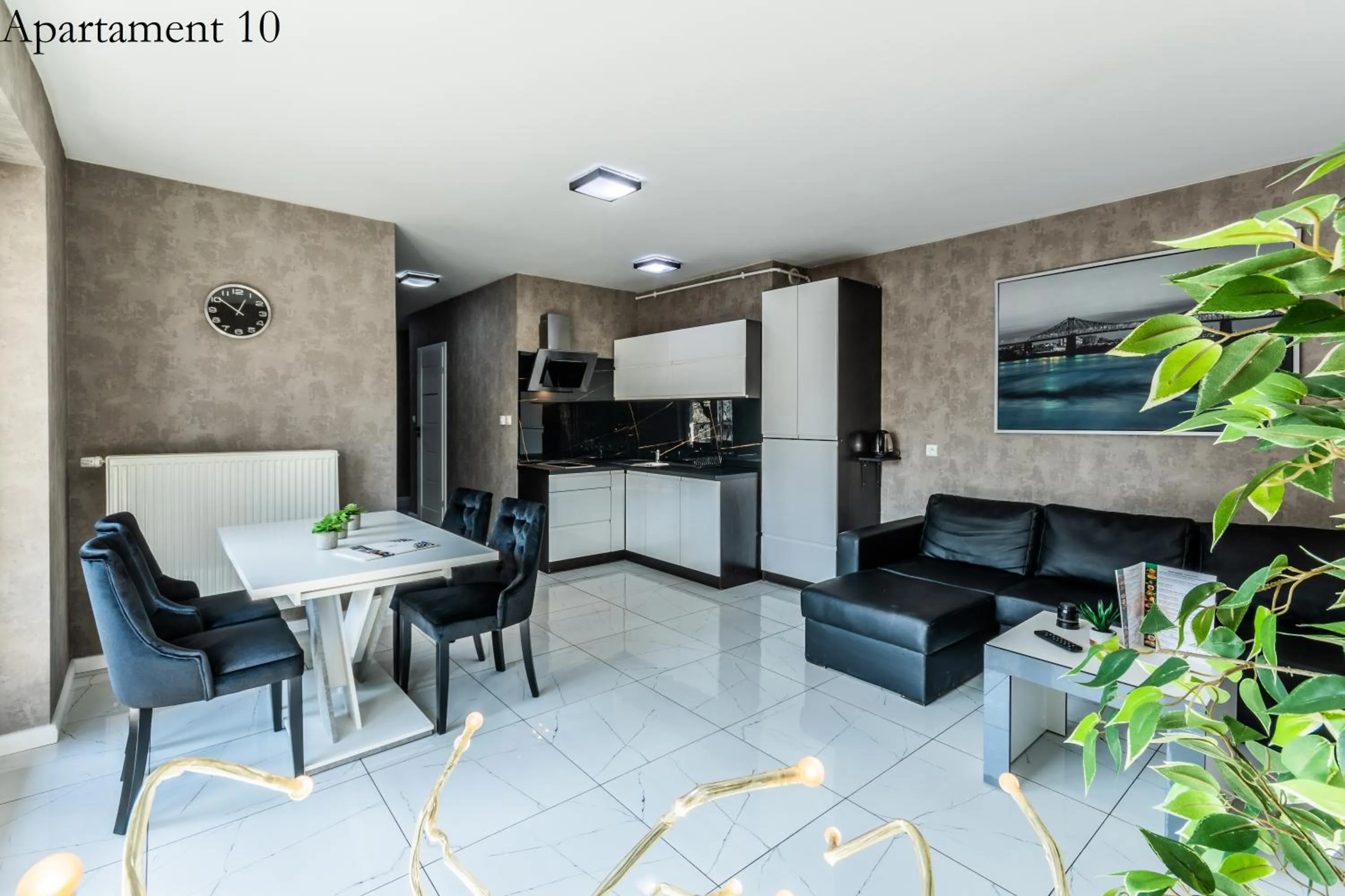 Kitchen or kitchenette in Apartamenty Katowice by Lantier - Swimming Pool Zone