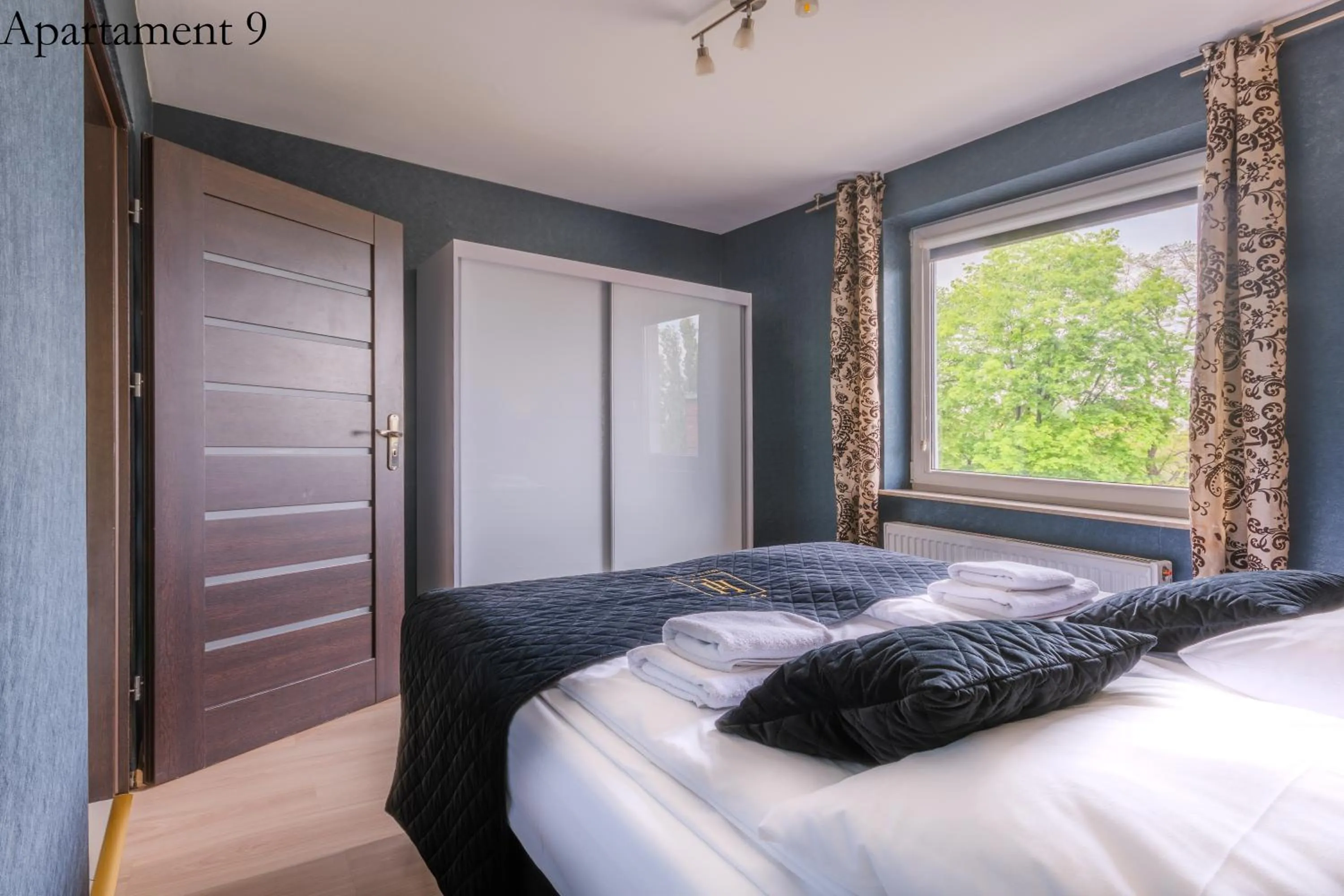 Bed in Apartamenty Katowice by Lantier - Swimming Pool Zone