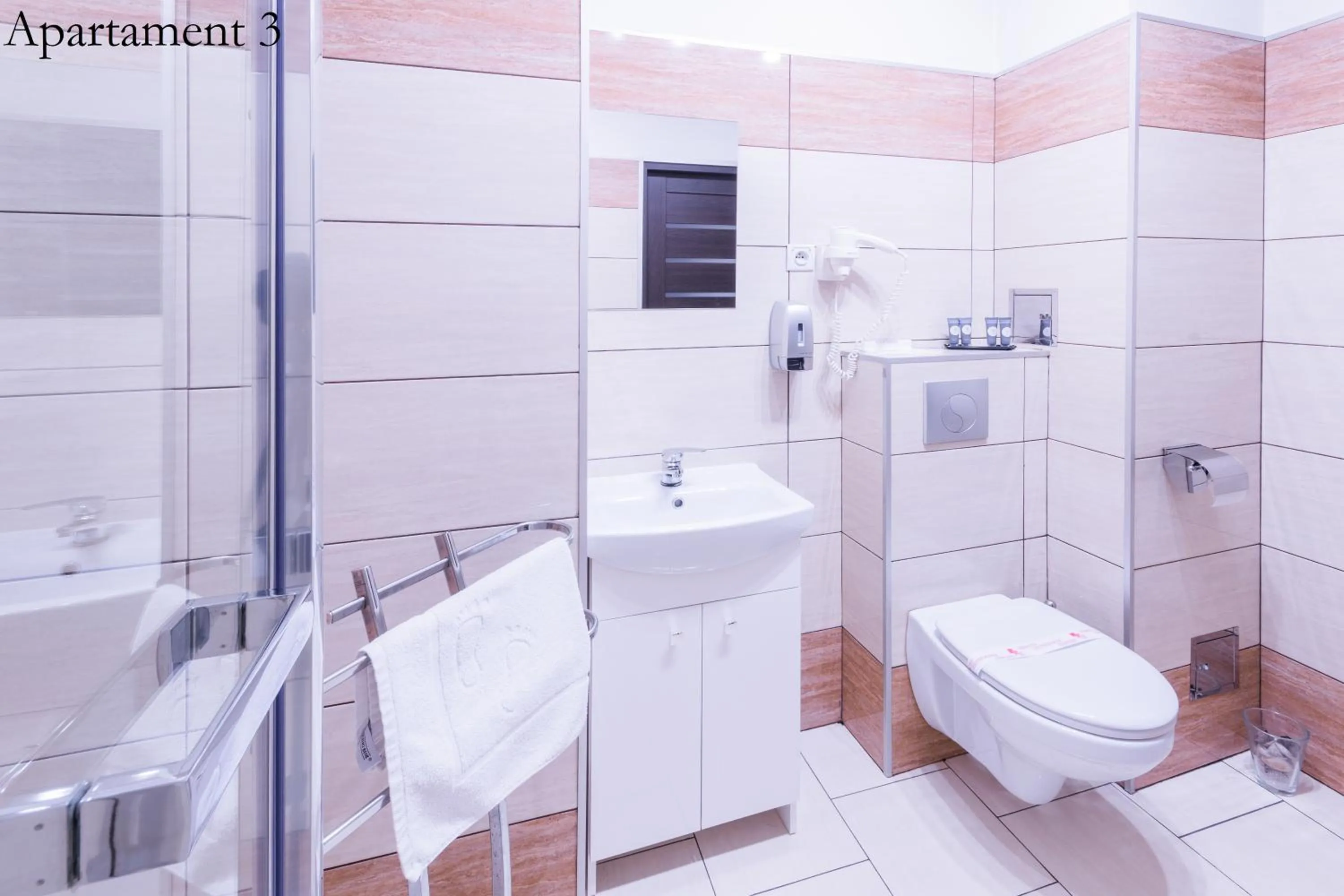 Shower in Apartamenty Katowice by Lantier - Swimming Pool Zone