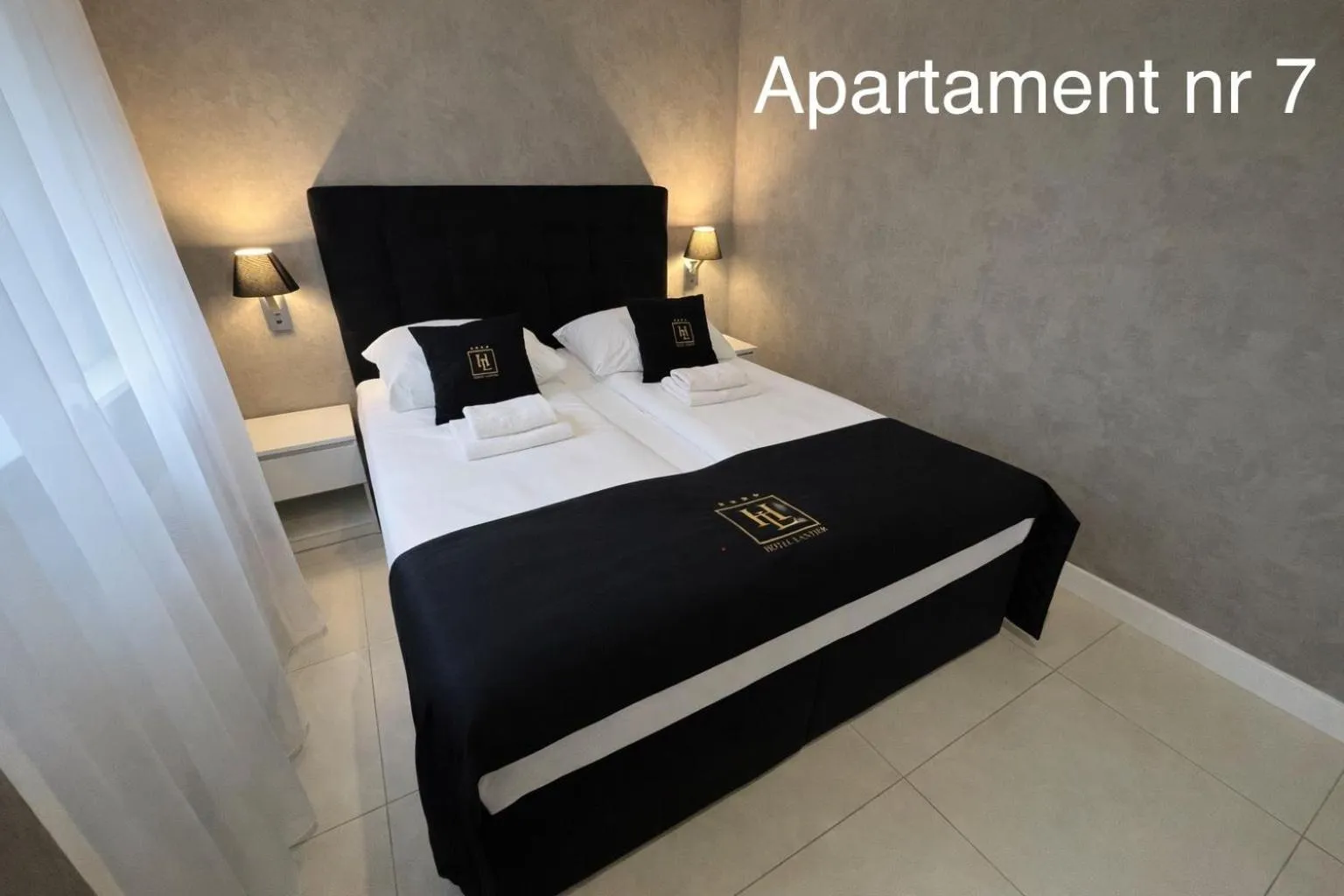 Bed in Apartamenty Katowice by Lantier - Swimming Pool Zone