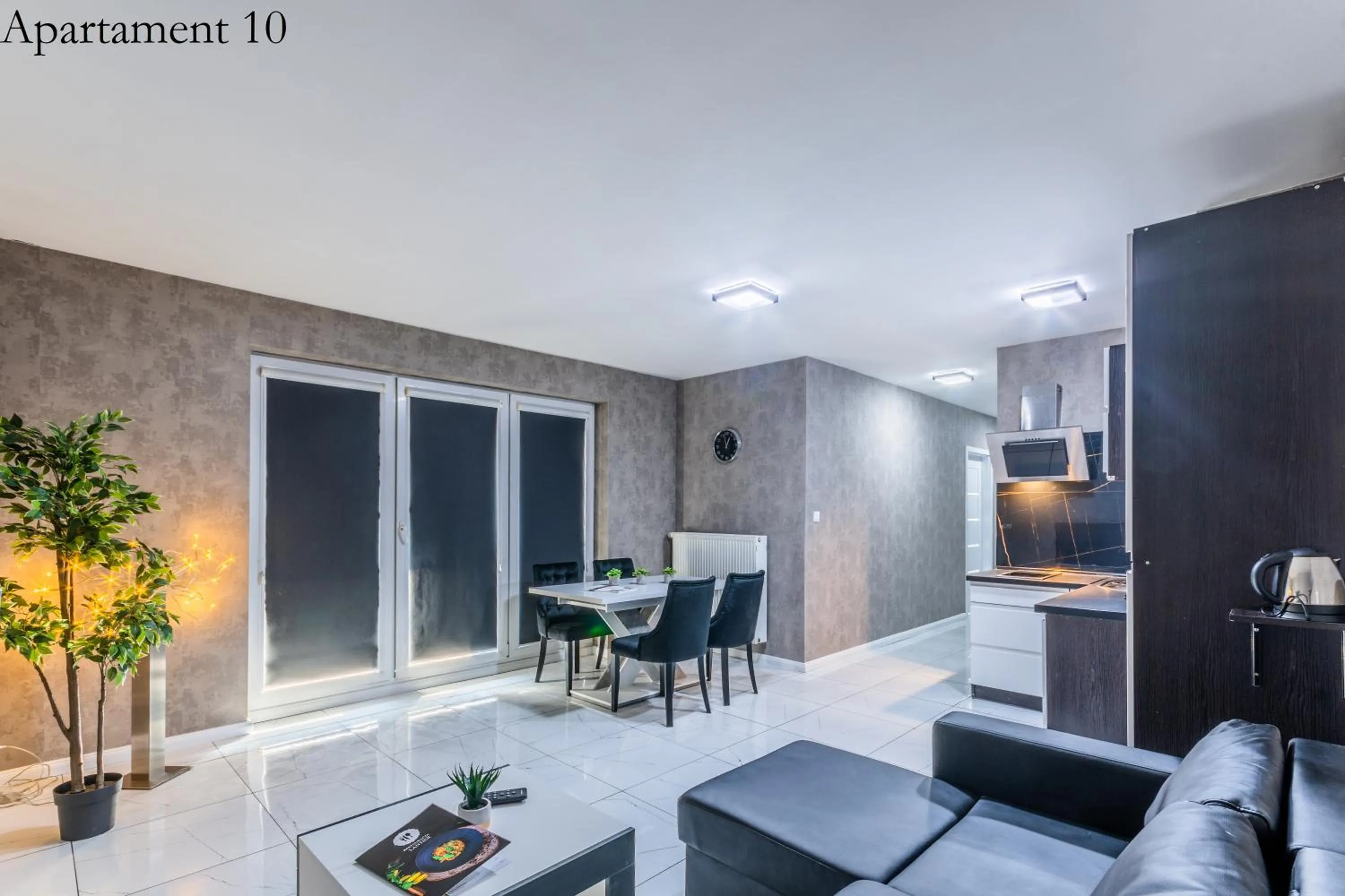 Kitchen or kitchenette in Apartamenty Katowice by Lantier - Swimming Pool Zone