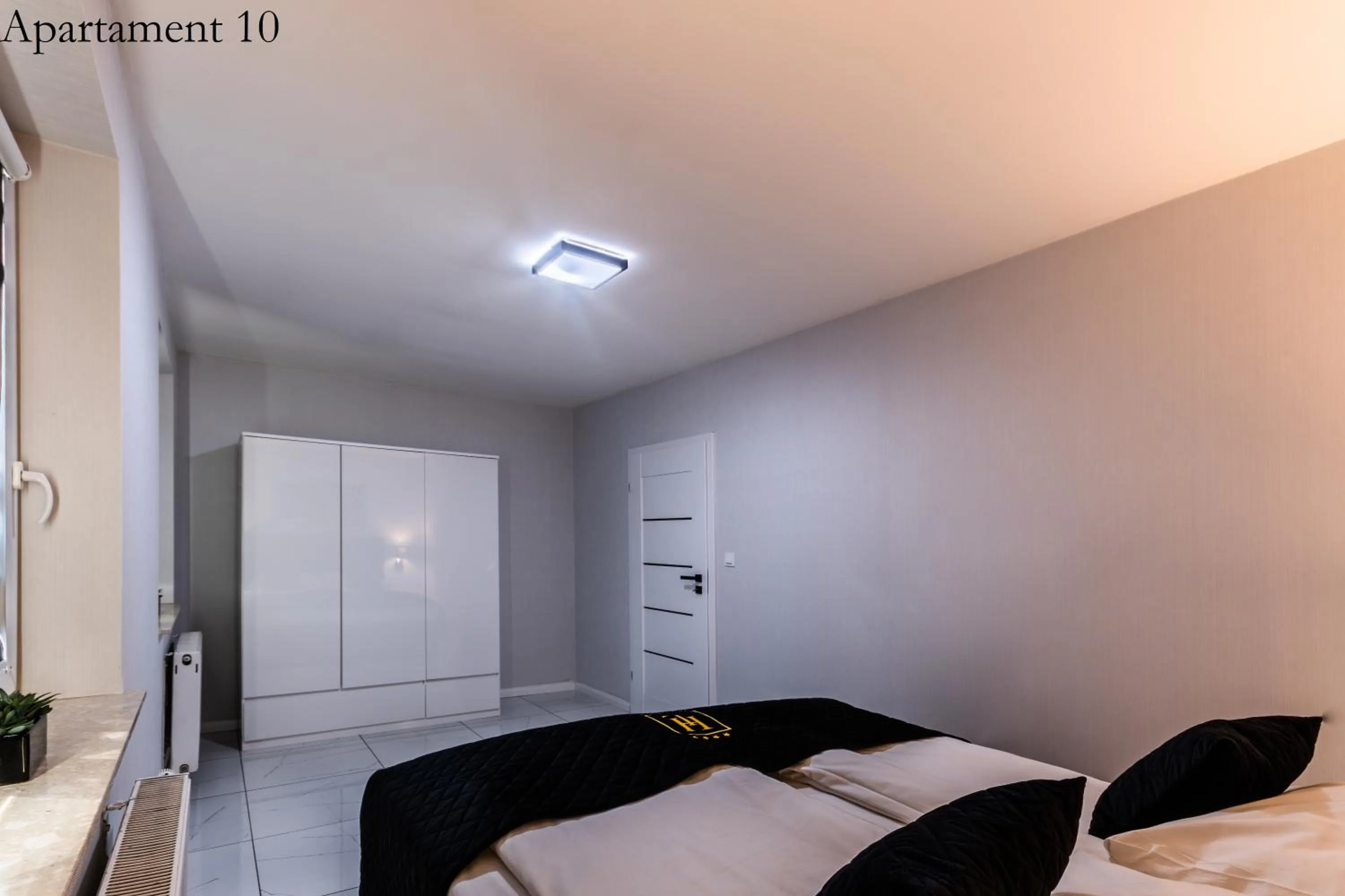 Bed in Apartamenty Katowice by Lantier - Swimming Pool Zone