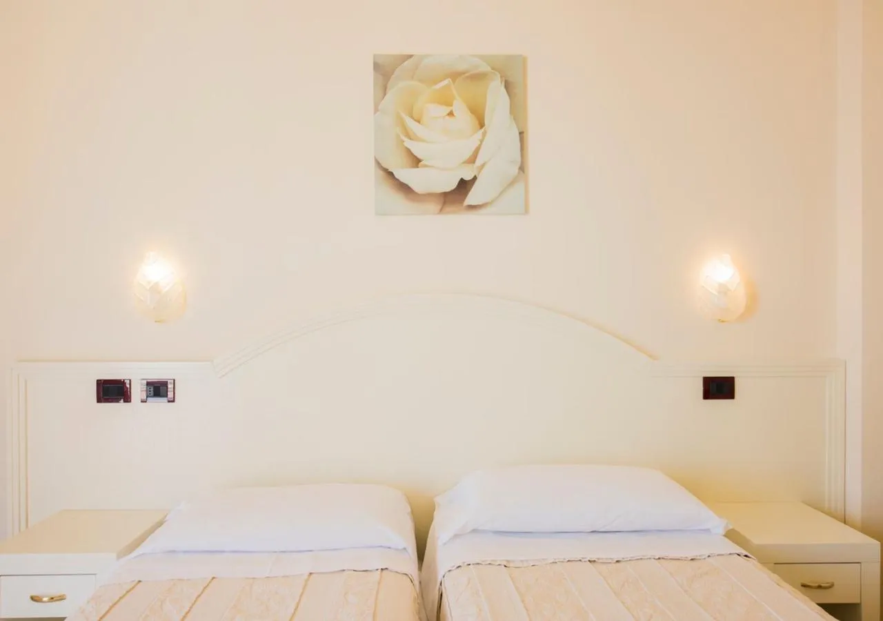 Bedroom, Bed in Hotel Fenice Gluten Free