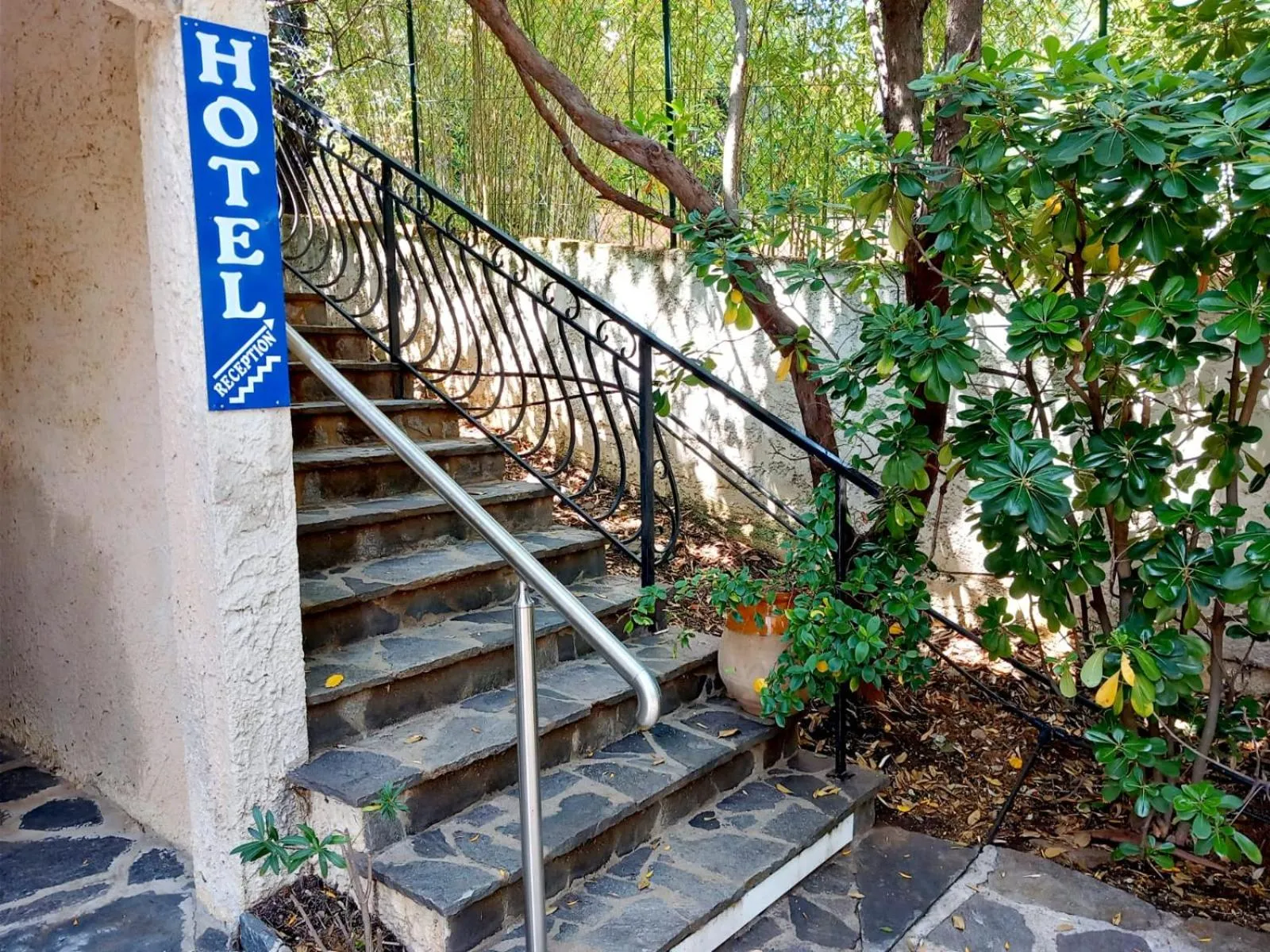 Facade/entrance in Hôtel Cap Soleil