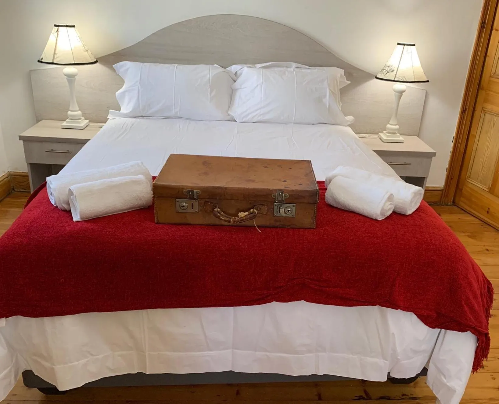 Bed in Savoy Hotel Beaufort-West