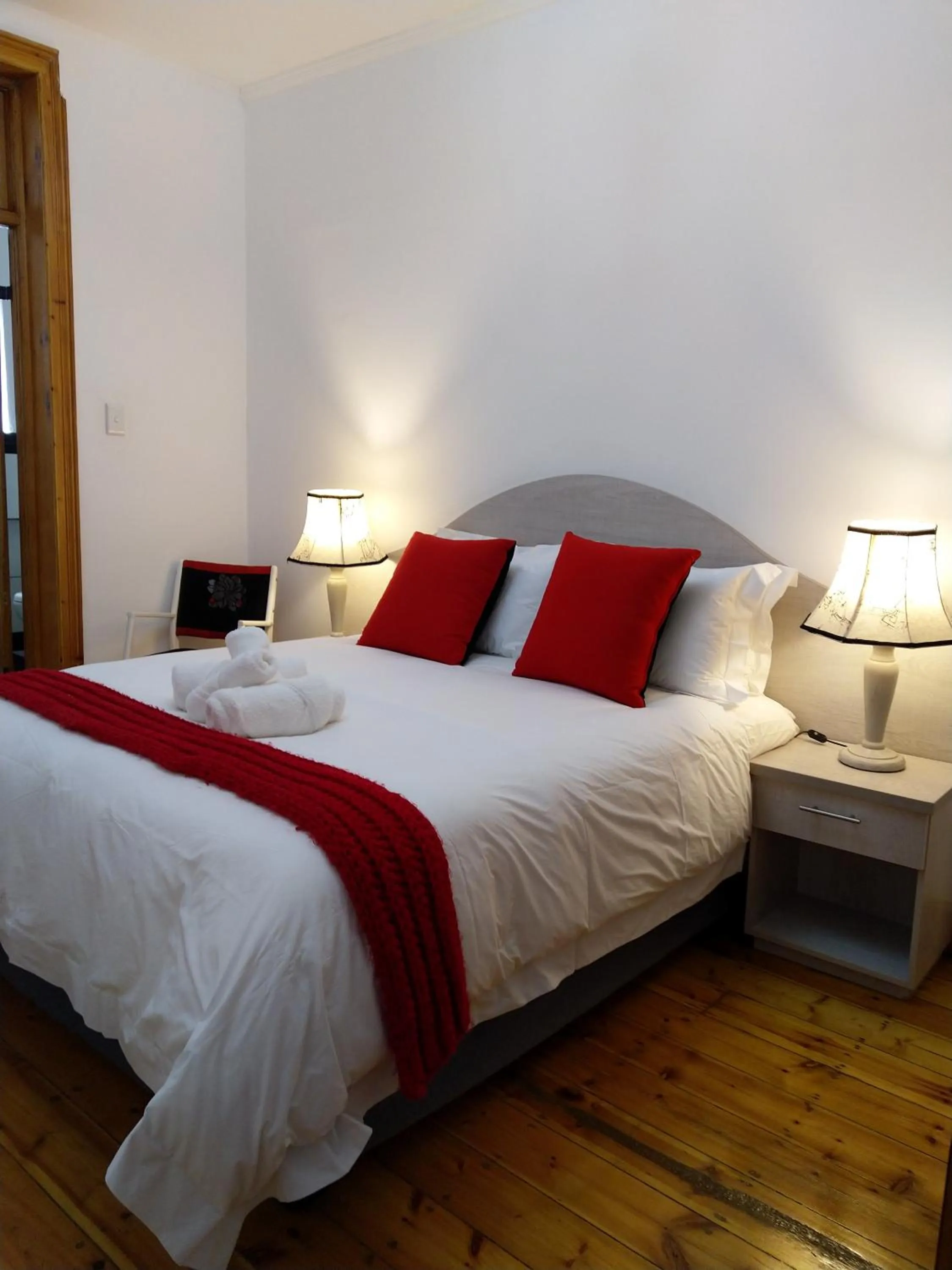 Bed in Savoy Hotel Beaufort-West