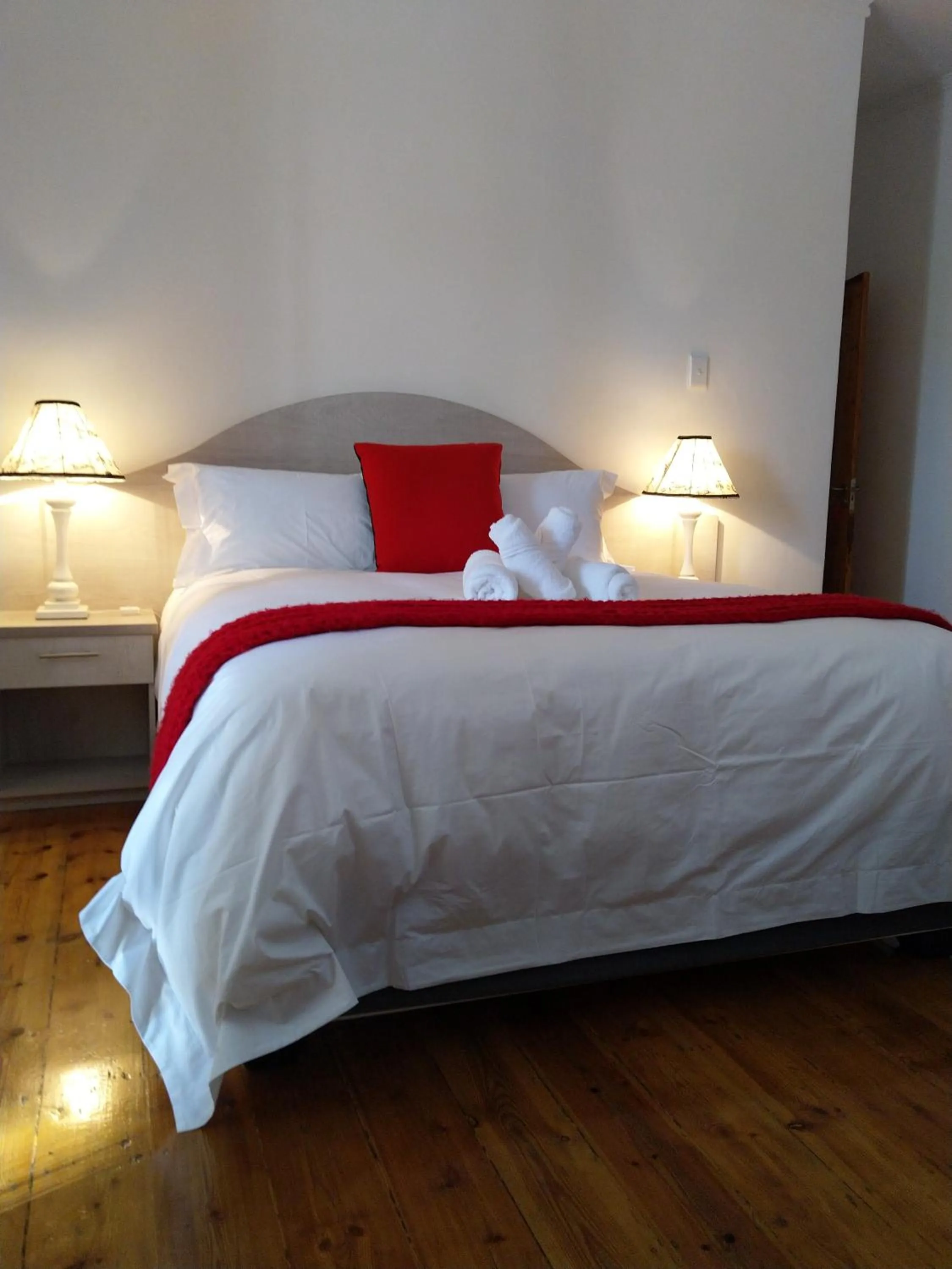 Bed in Savoy Hotel Beaufort-West