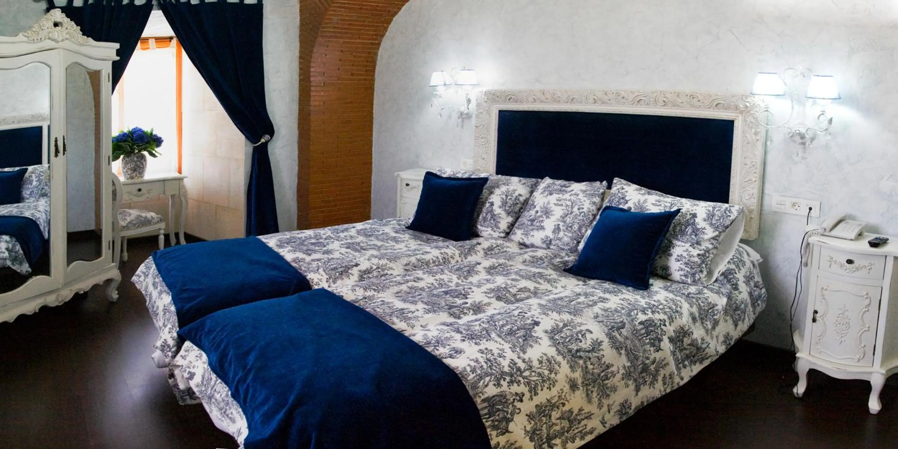 Photo of the whole room, Bed in Hotel San Antón Abad