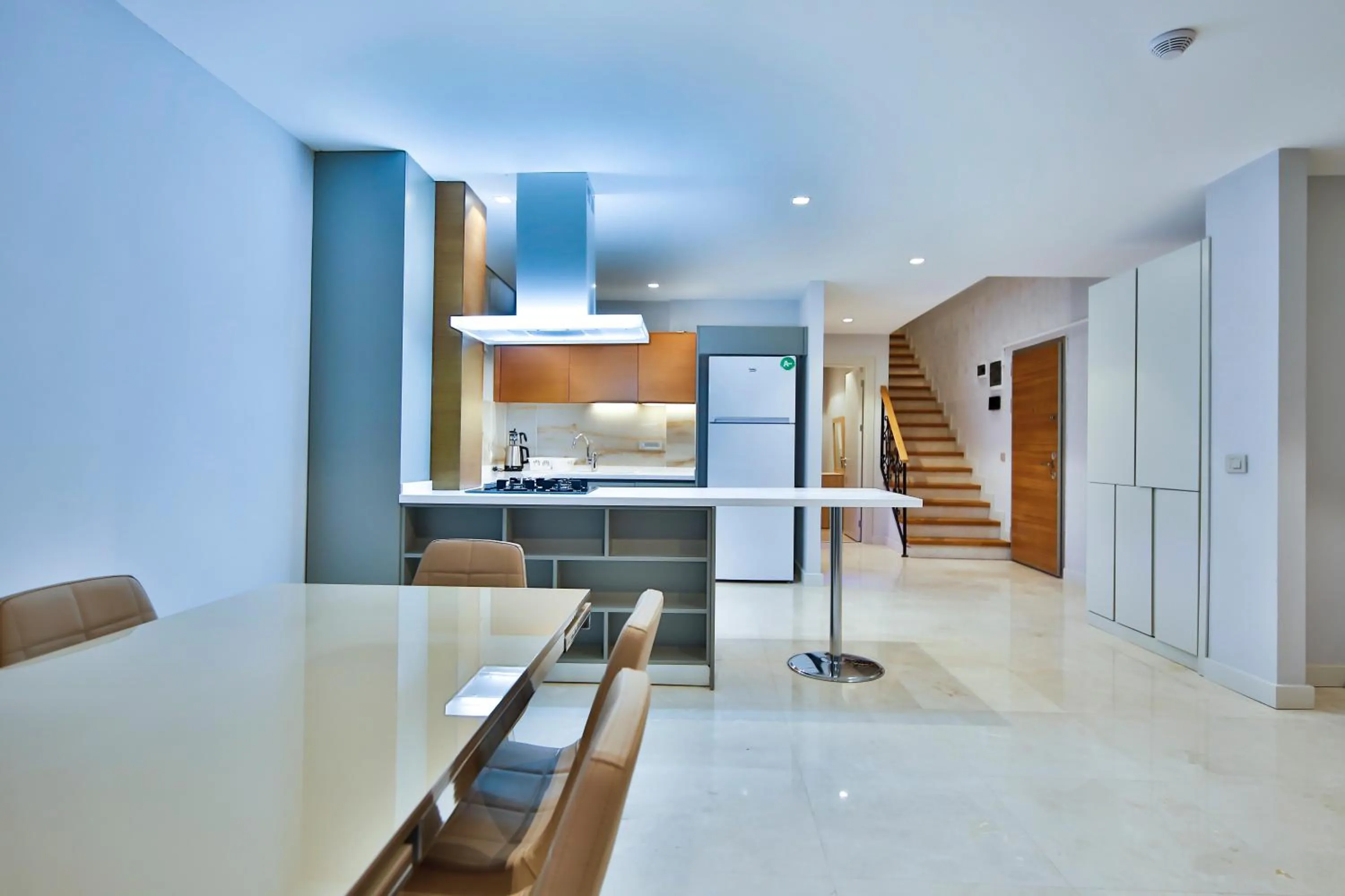 Dining area in MENE SUITES