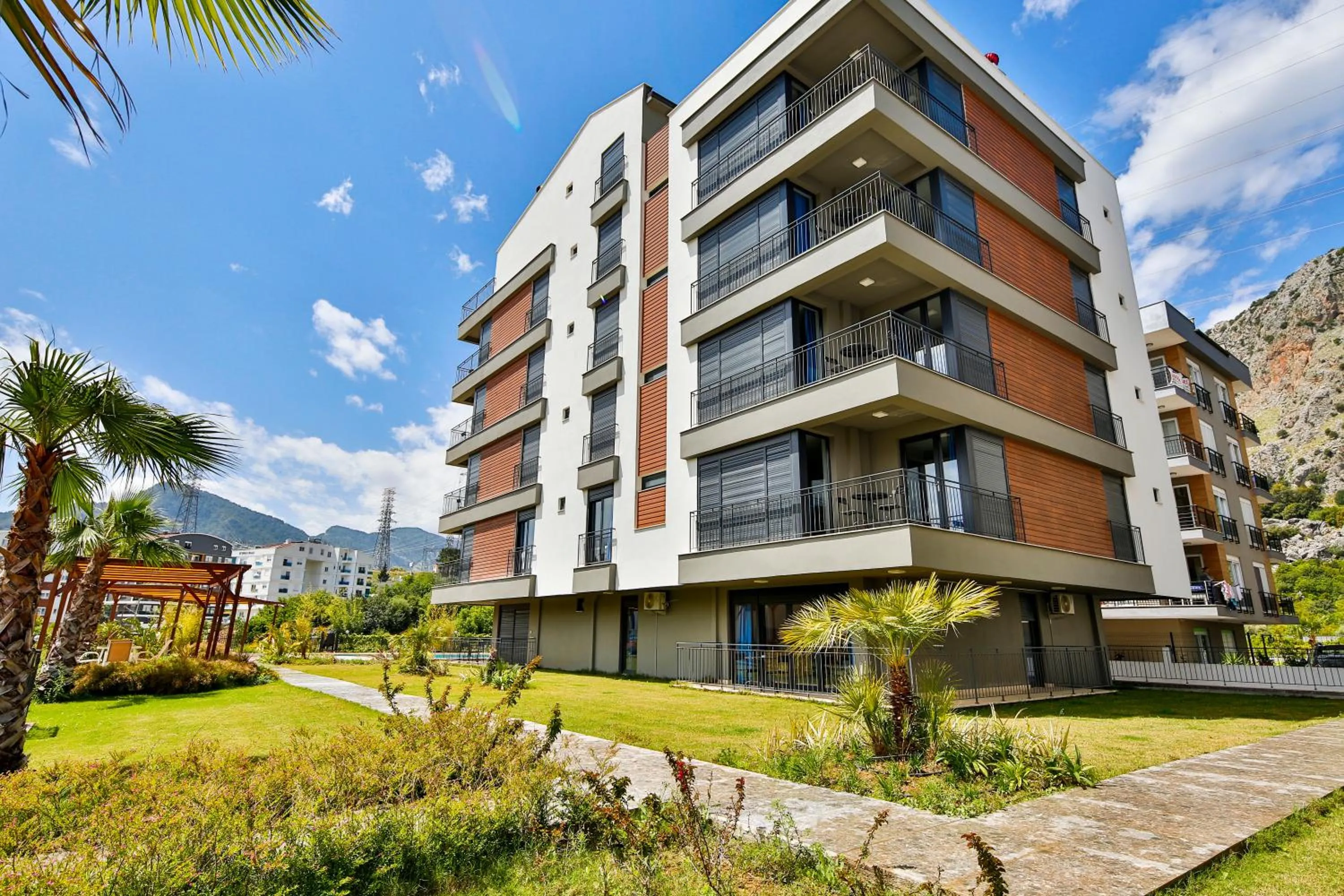 Property building in MENE SUITES