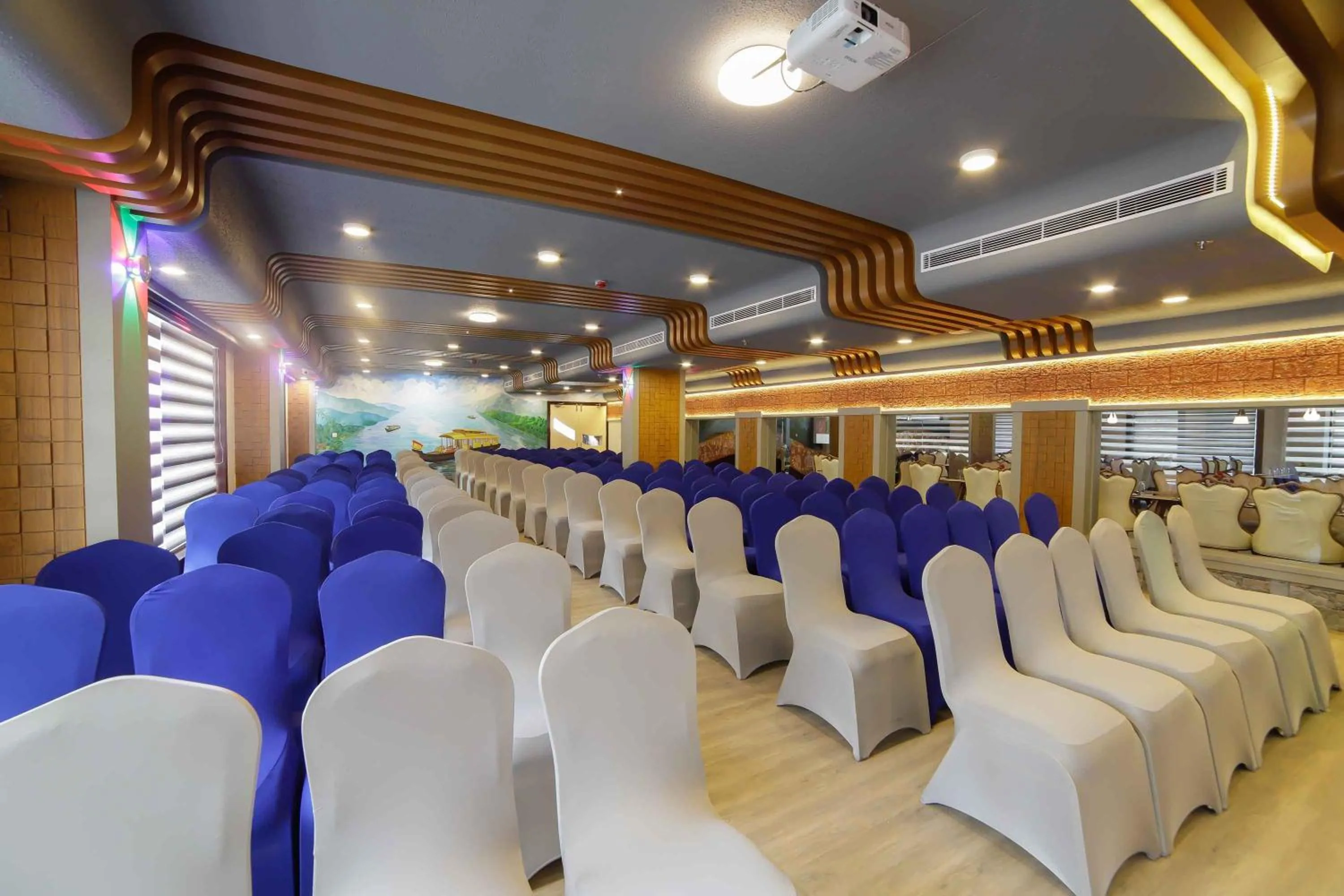 Banquet/Function facilities in Bhavanam Regency Guruvayoor