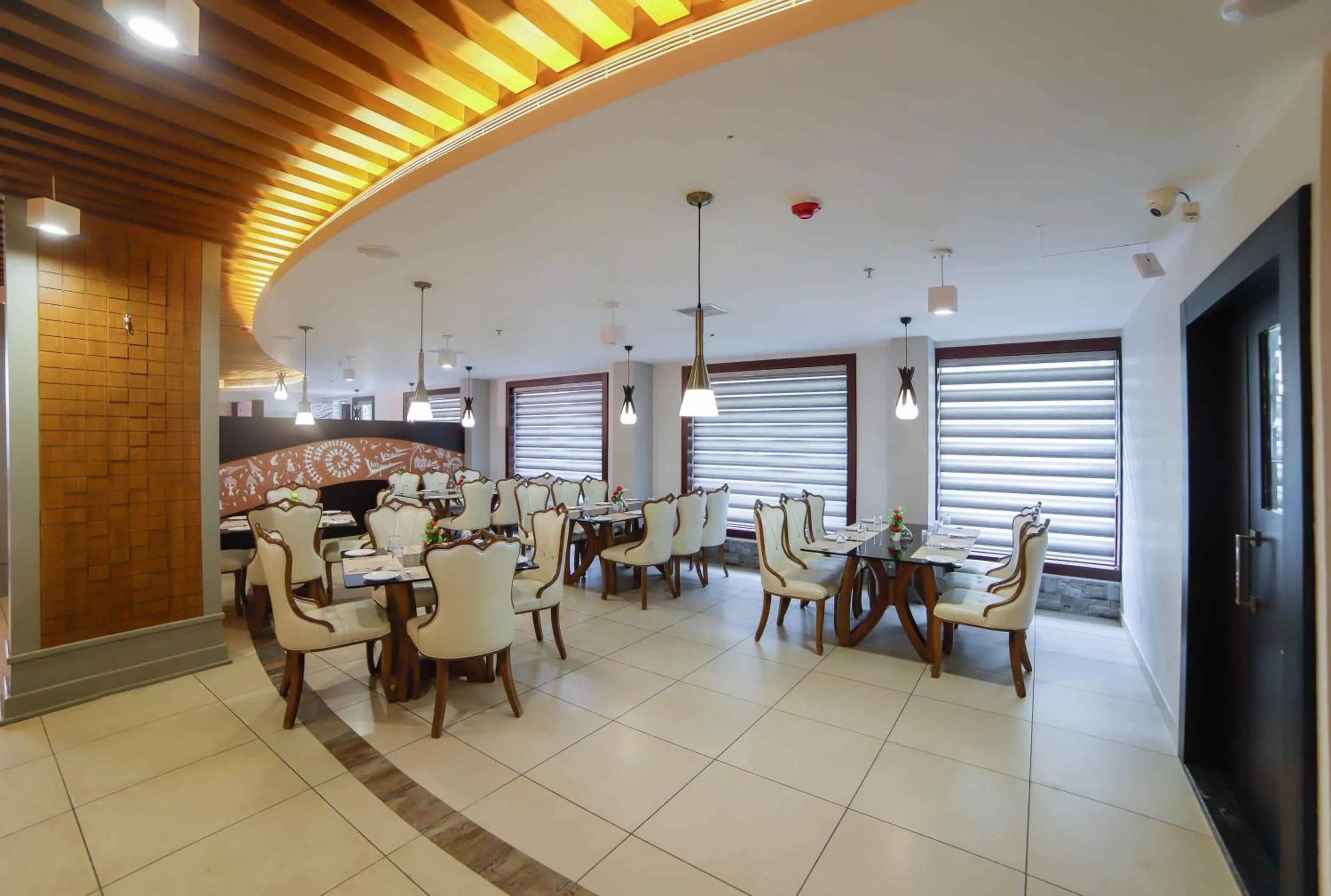 Restaurant/places to eat in Bhavanam Regency Guruvayoor