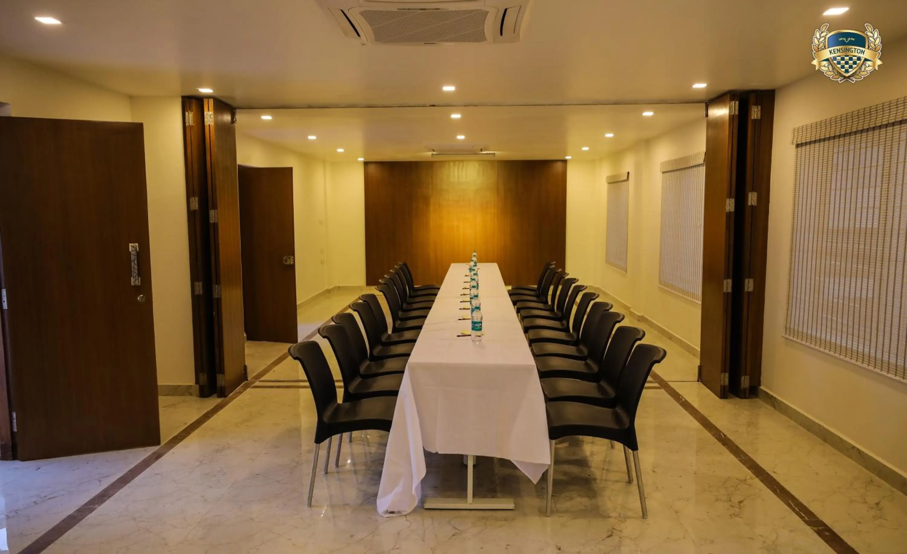 Business facilities in Kensington Suites