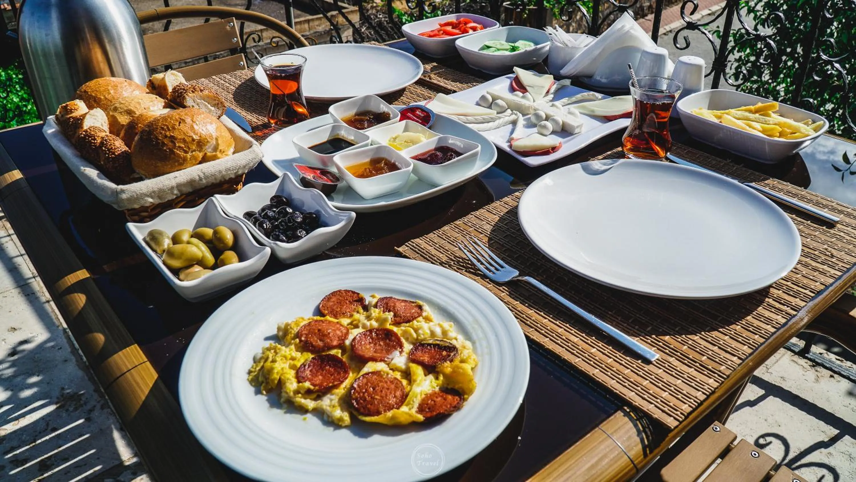 Continental breakfast in Capiedra Hotel