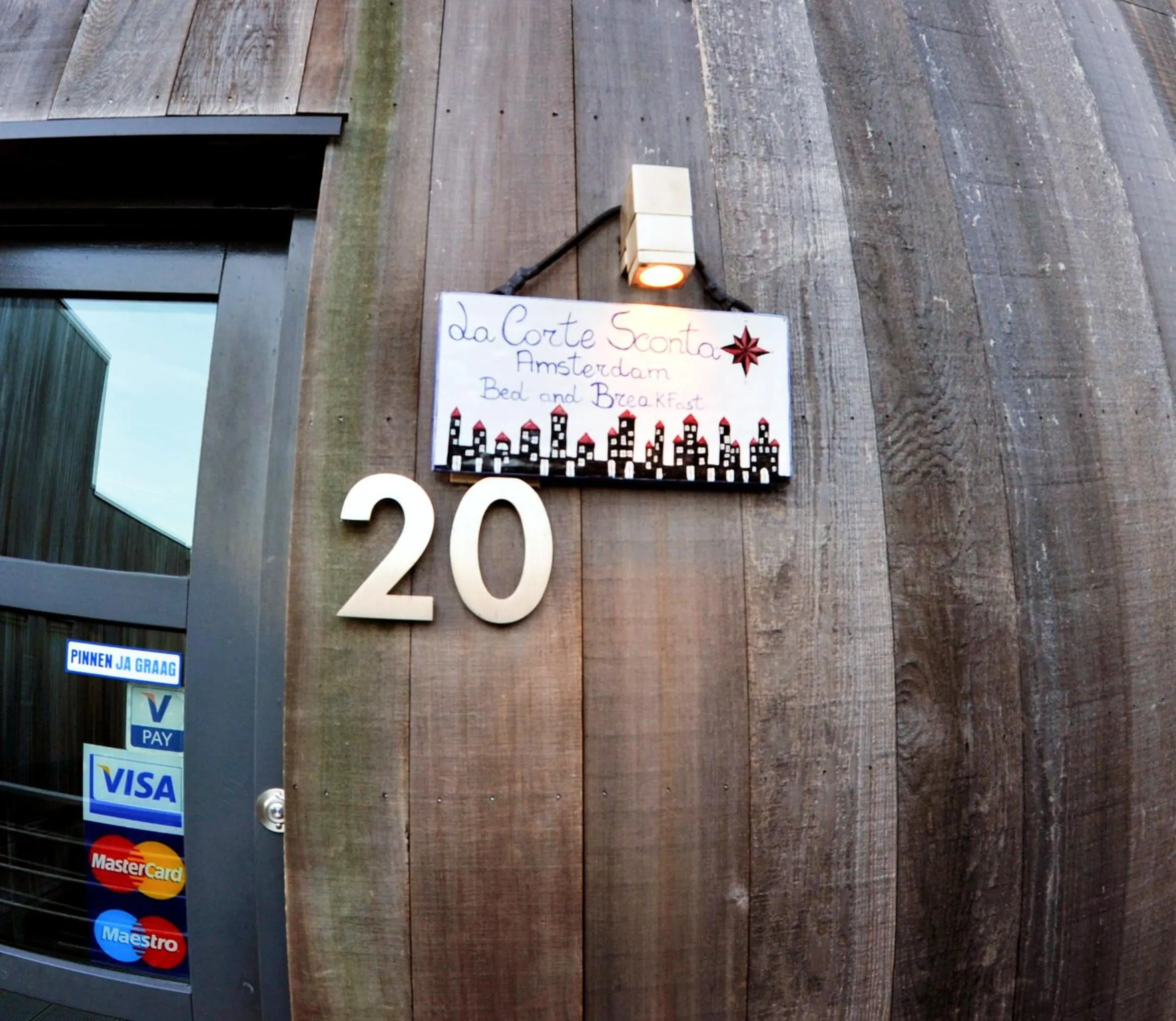 Facade/entrance in La Corte Sconta B&B