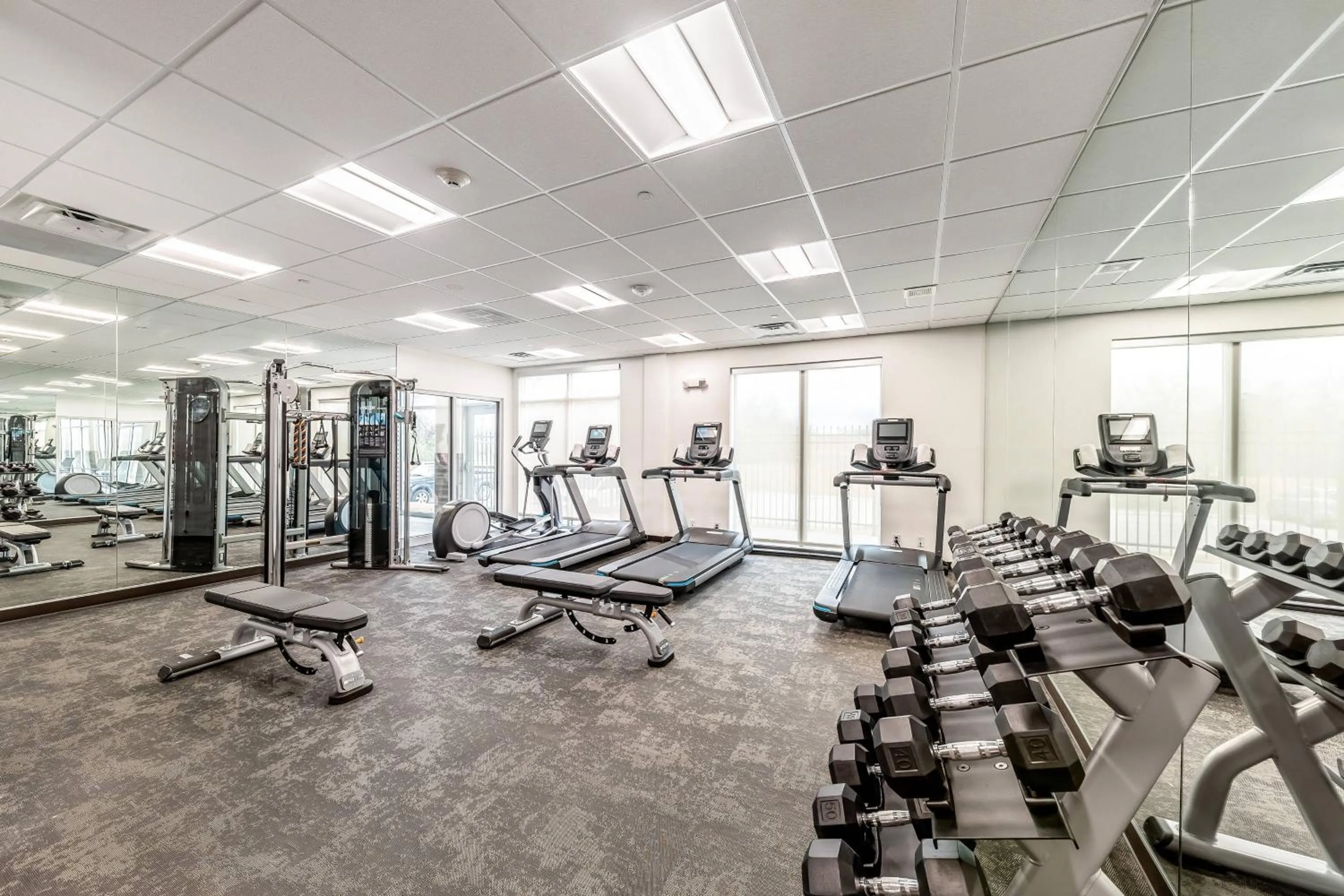 Fitness centre/facilities in Fairfield Inn & Suites by Marriott Gainesville I-35