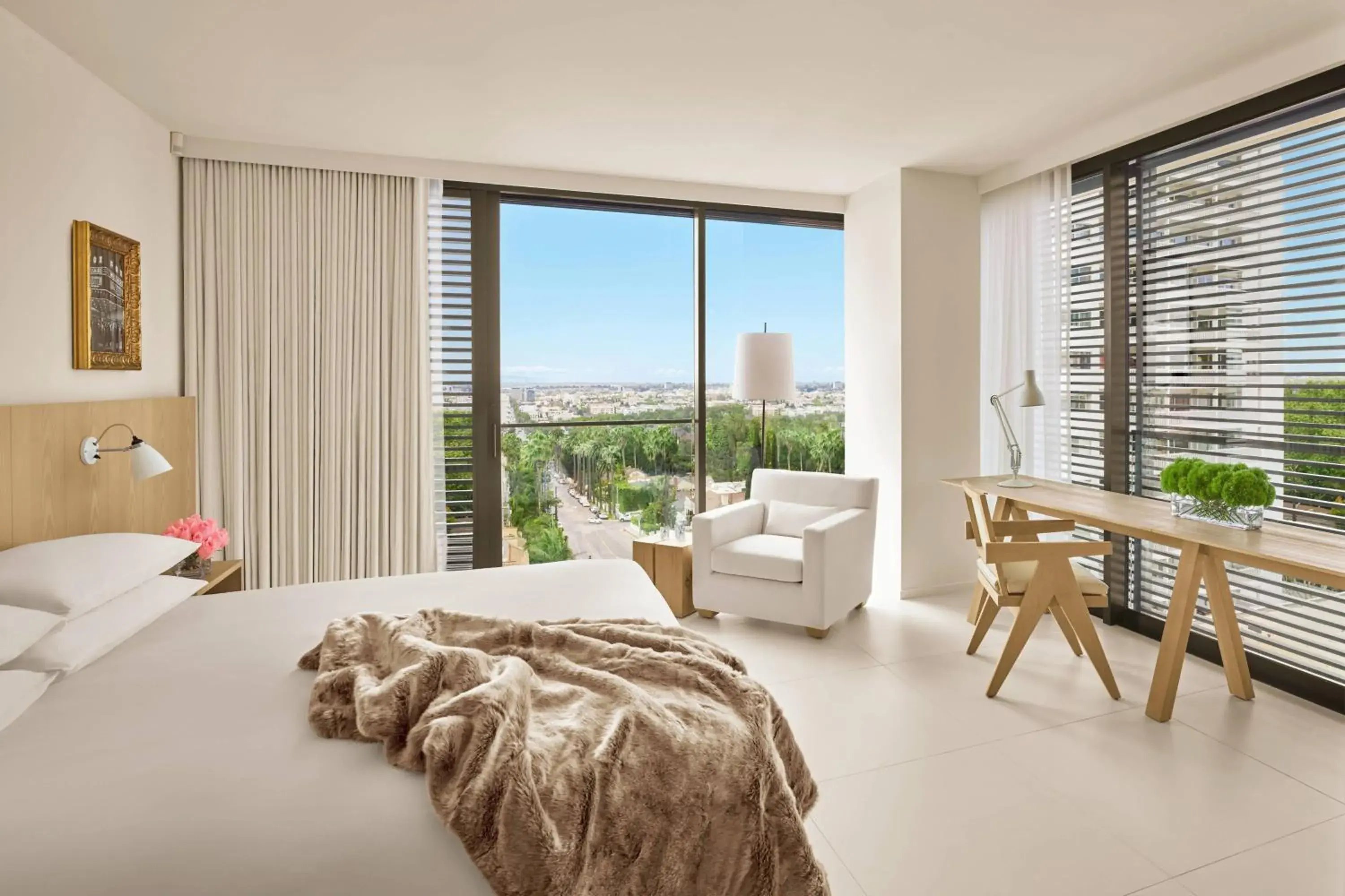 Loft, Guest room, 1 King, City view in The West Hollywood EDITION Loft, Guest room, 1 King, City view in The West Hollywood EDITION