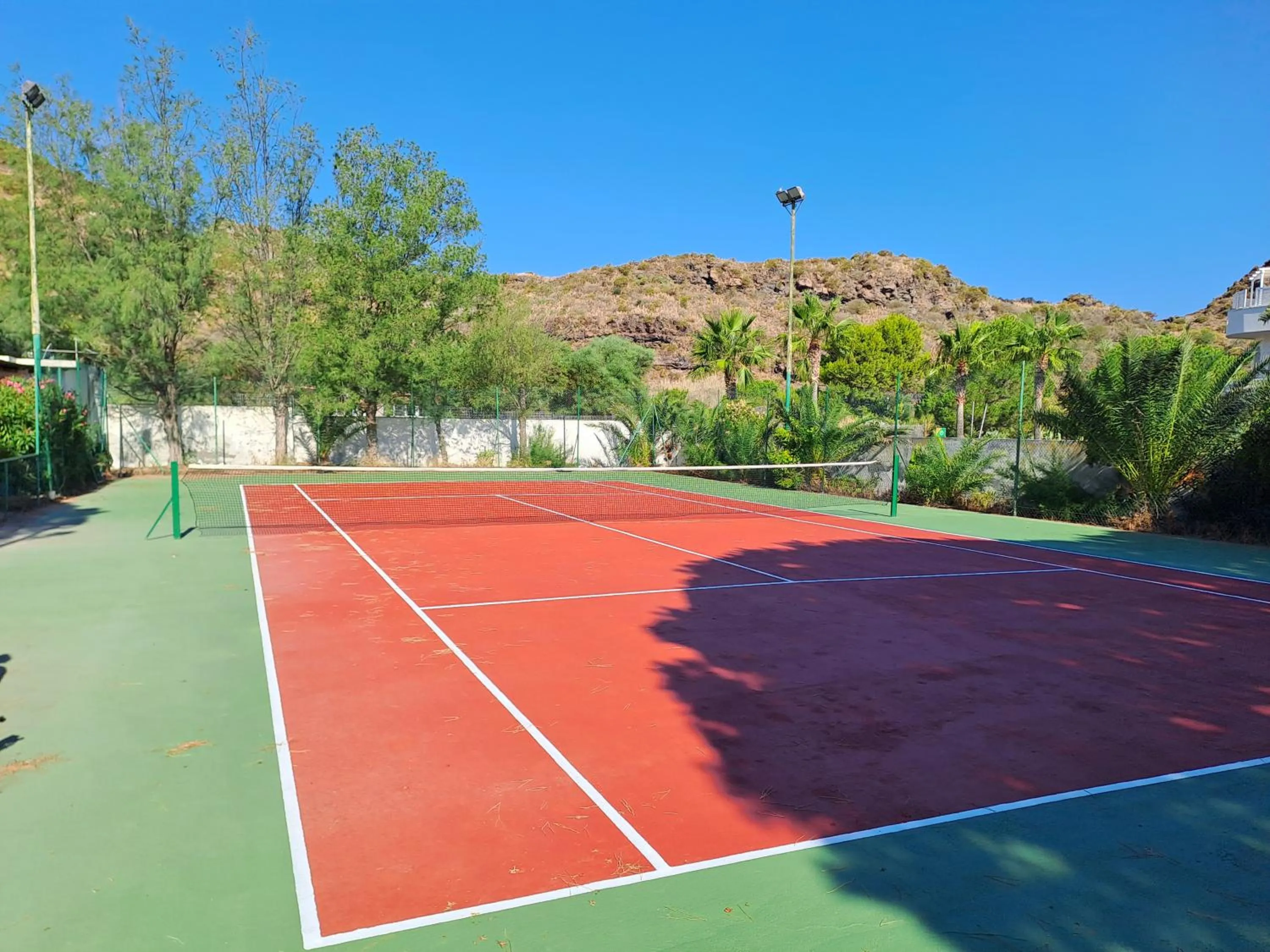 Tennis court in Villa Saracina