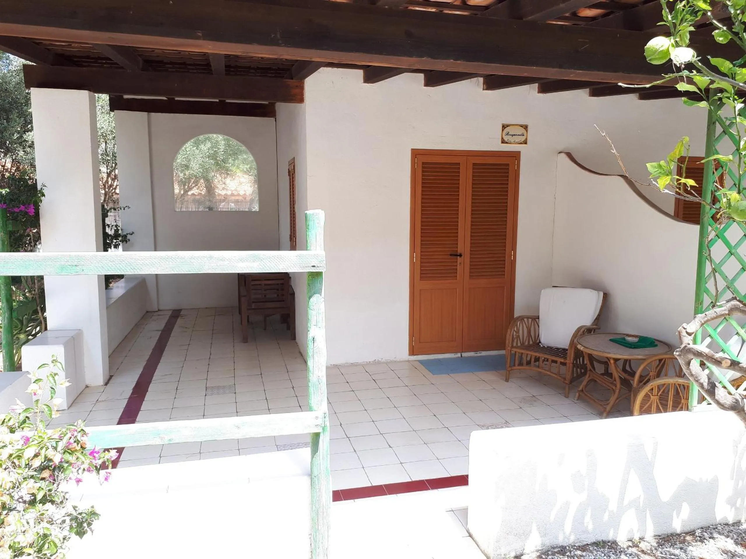 Facade/entrance in Villa Saracina