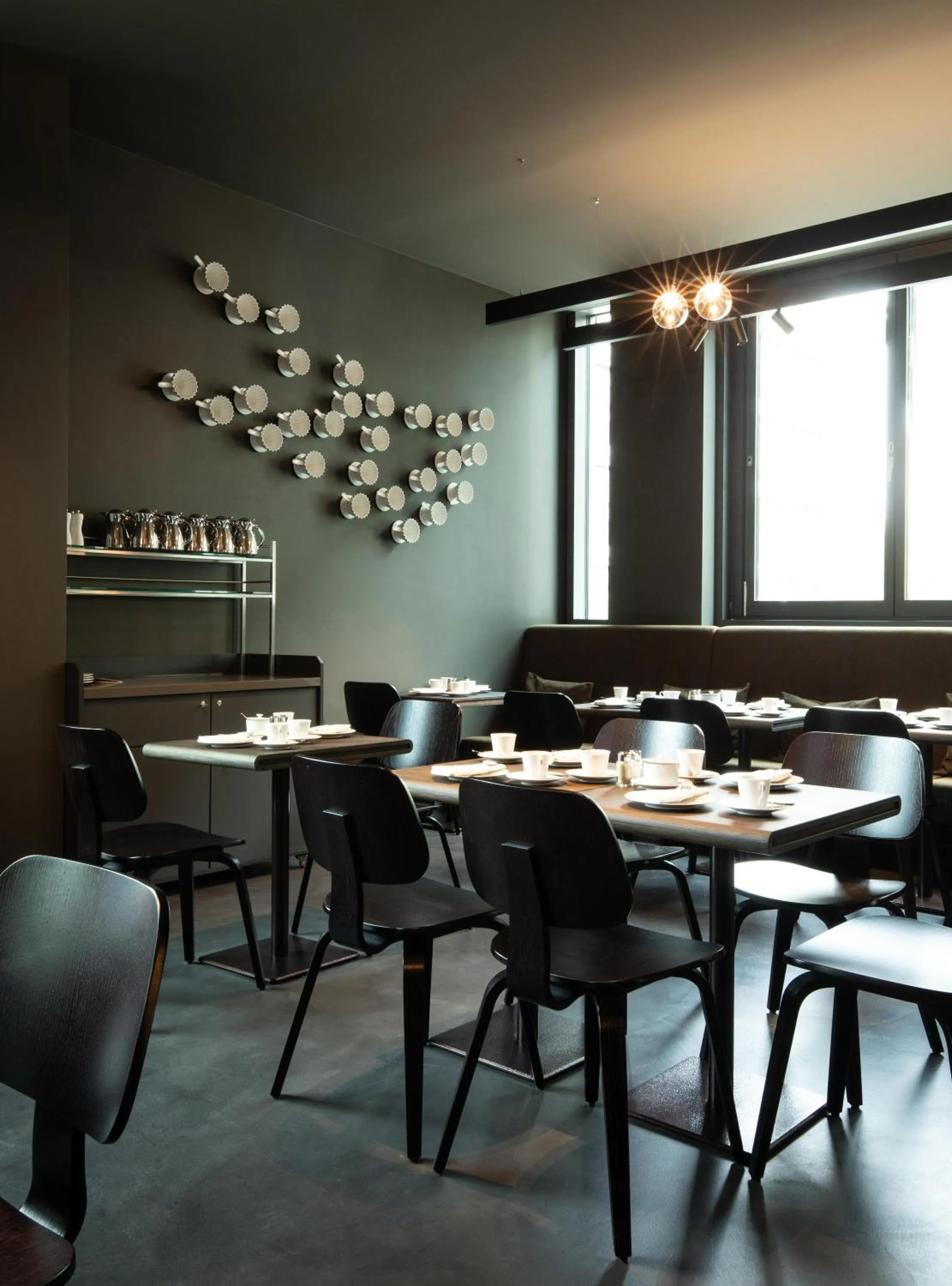 Restaurant/places to eat in KPM Hotel & Residences Berlin, a Member of Design Hotels
