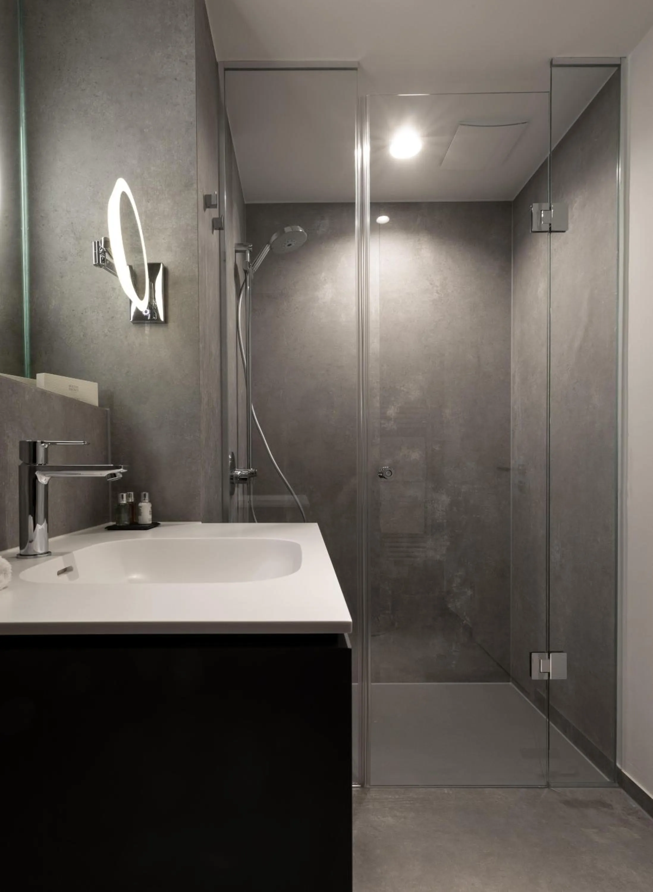 Shower in KPM Hotel & Residences Berlin, a Member of Design Hotels