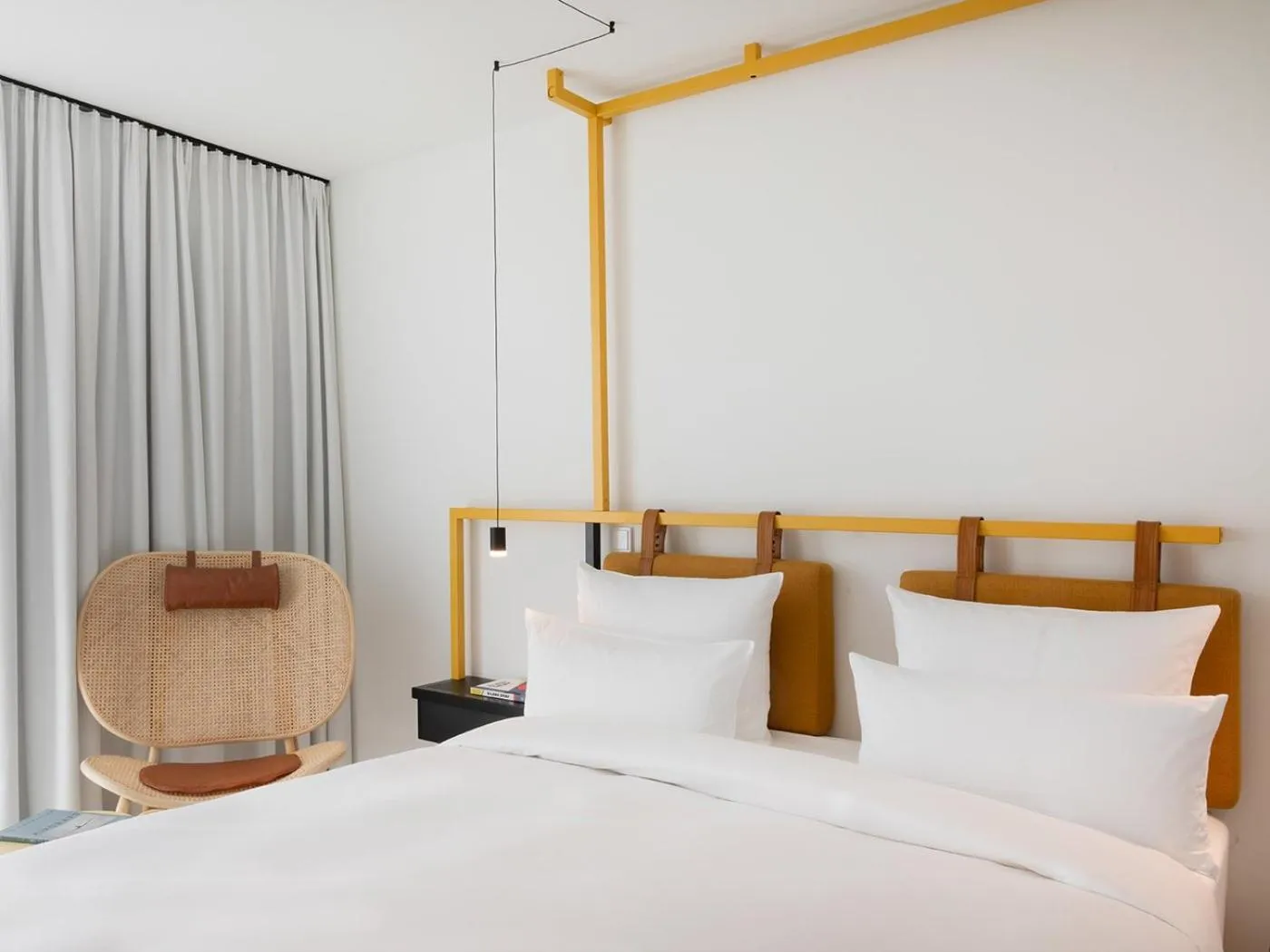 Bed in KPM Hotel & Residences Berlin, a Member of Design Hotels