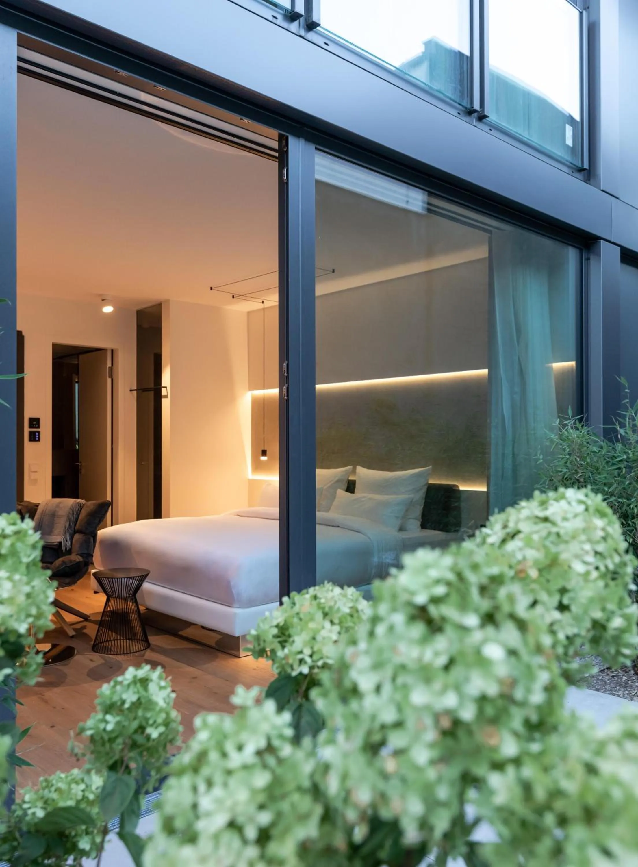 Photo of the whole room, Bed in KPM Hotel & Residences Berlin, a Member of Design Hotels