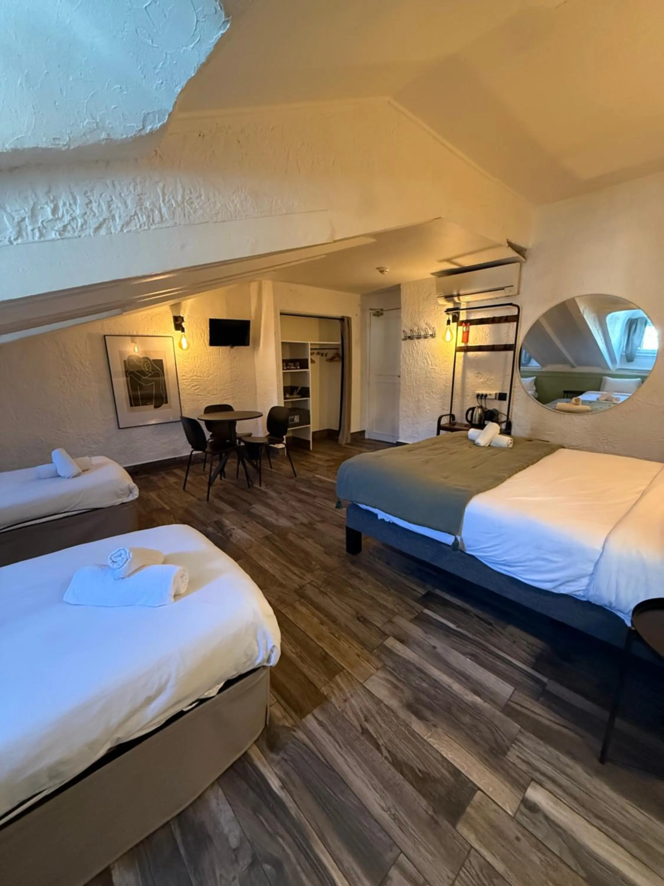 Bed in Hotel de Berne