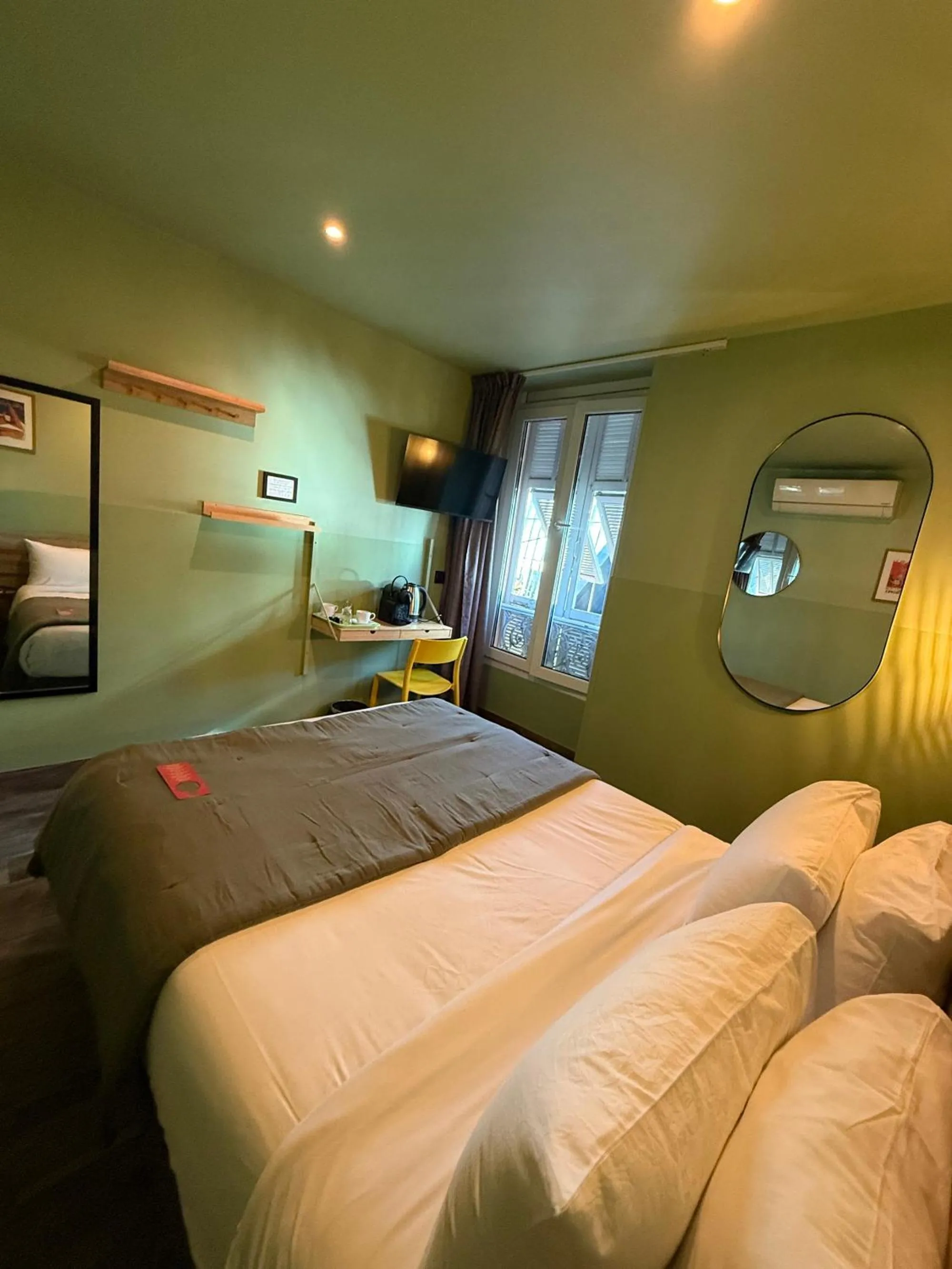 Bedroom, Bed in Hotel de Berne